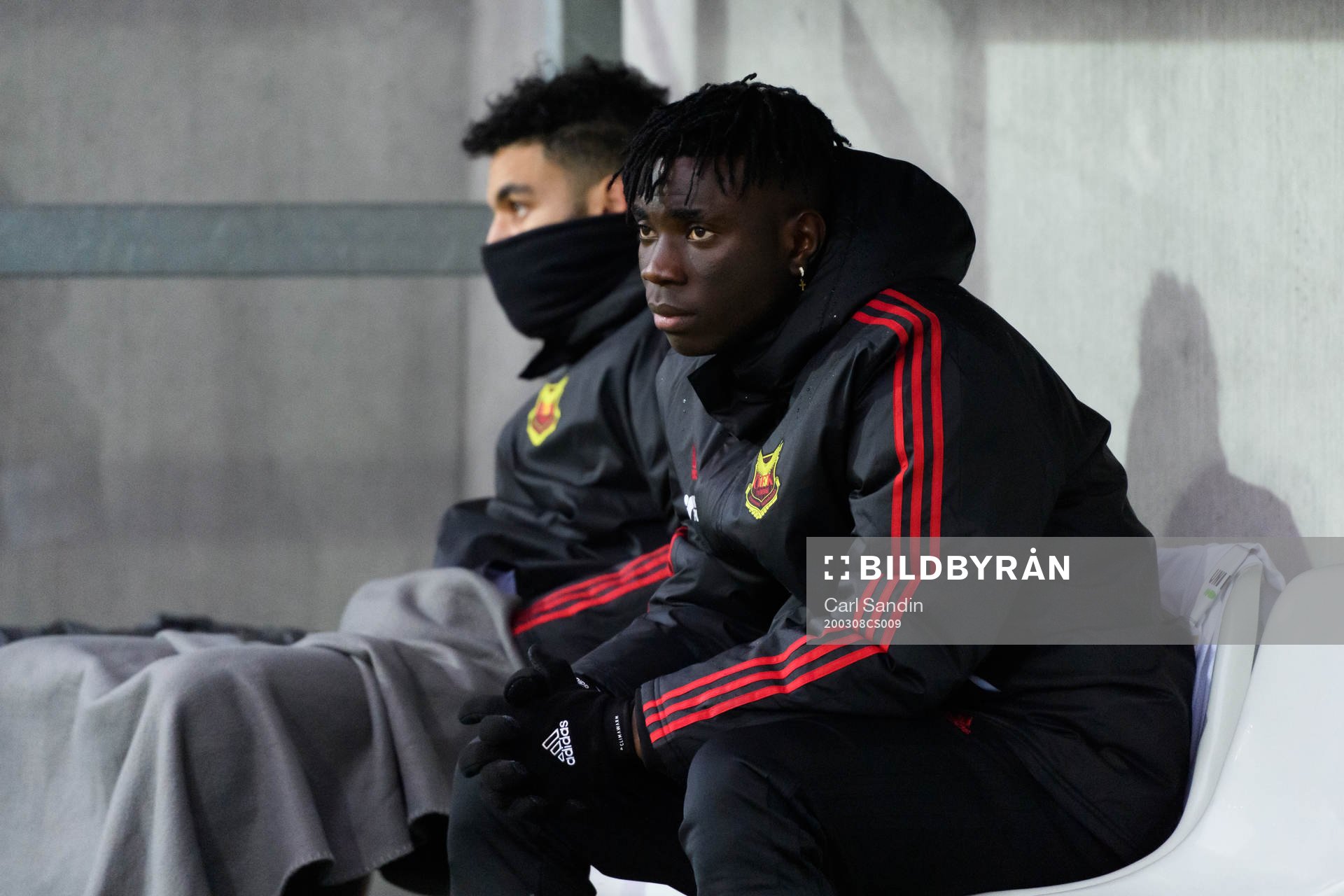 Östersunds på bänken innan fotbollsmatchen i Svenska