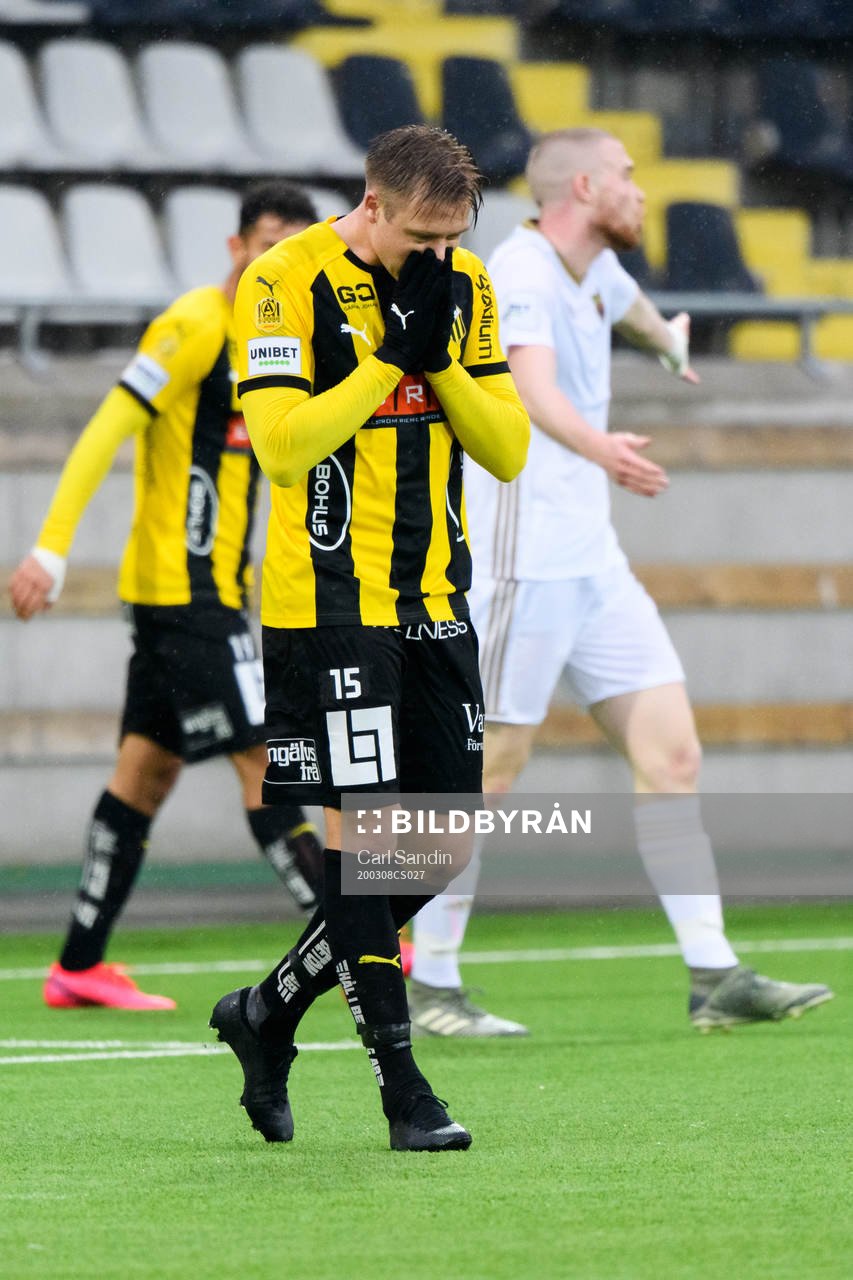 Häckens Alexander Söderlund deppar
