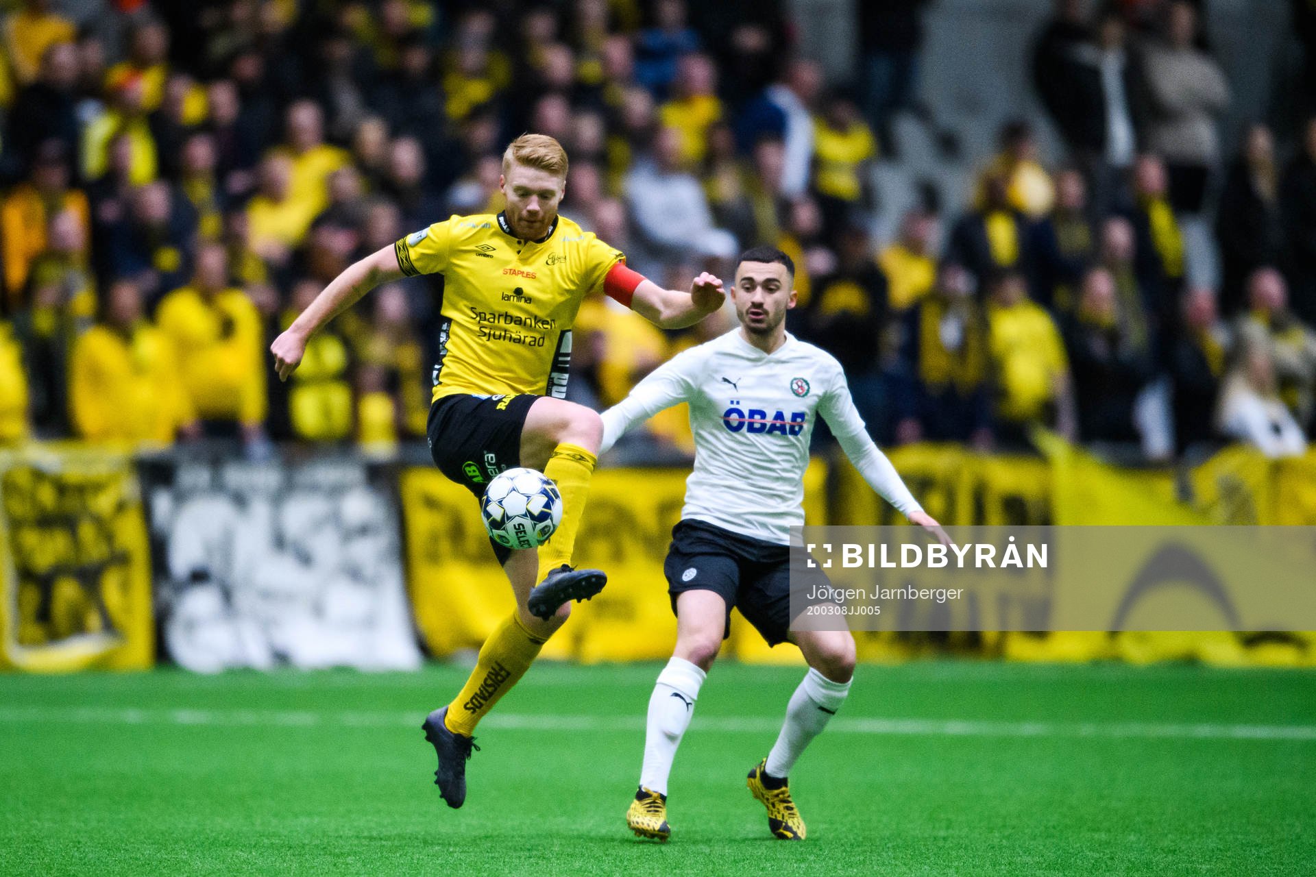 Elfsborgs Sivert Heltne Nilsen och Örebros Simon Amin