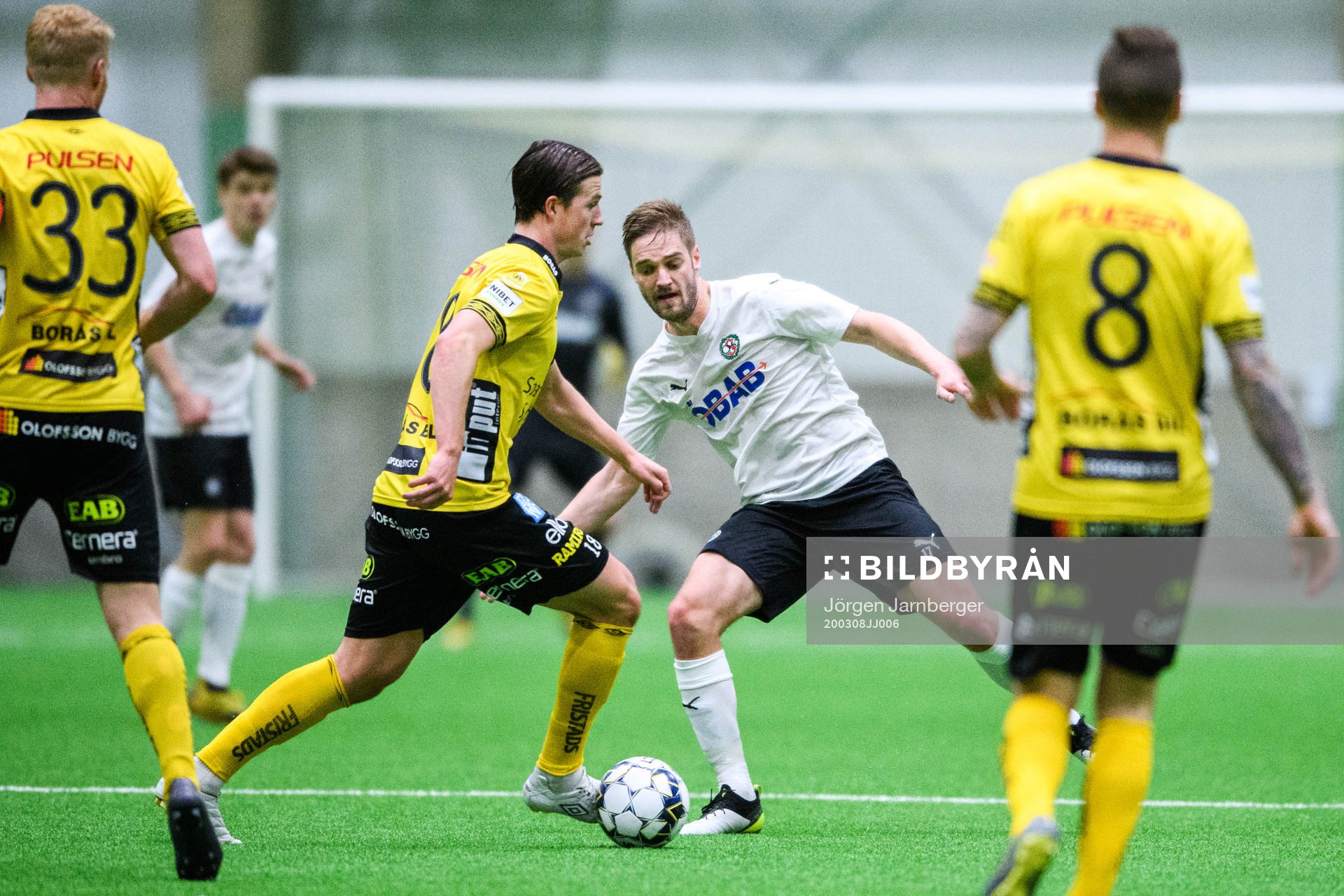 Elfsborgs Simon Olsson och Örebros Johan Mårtensson