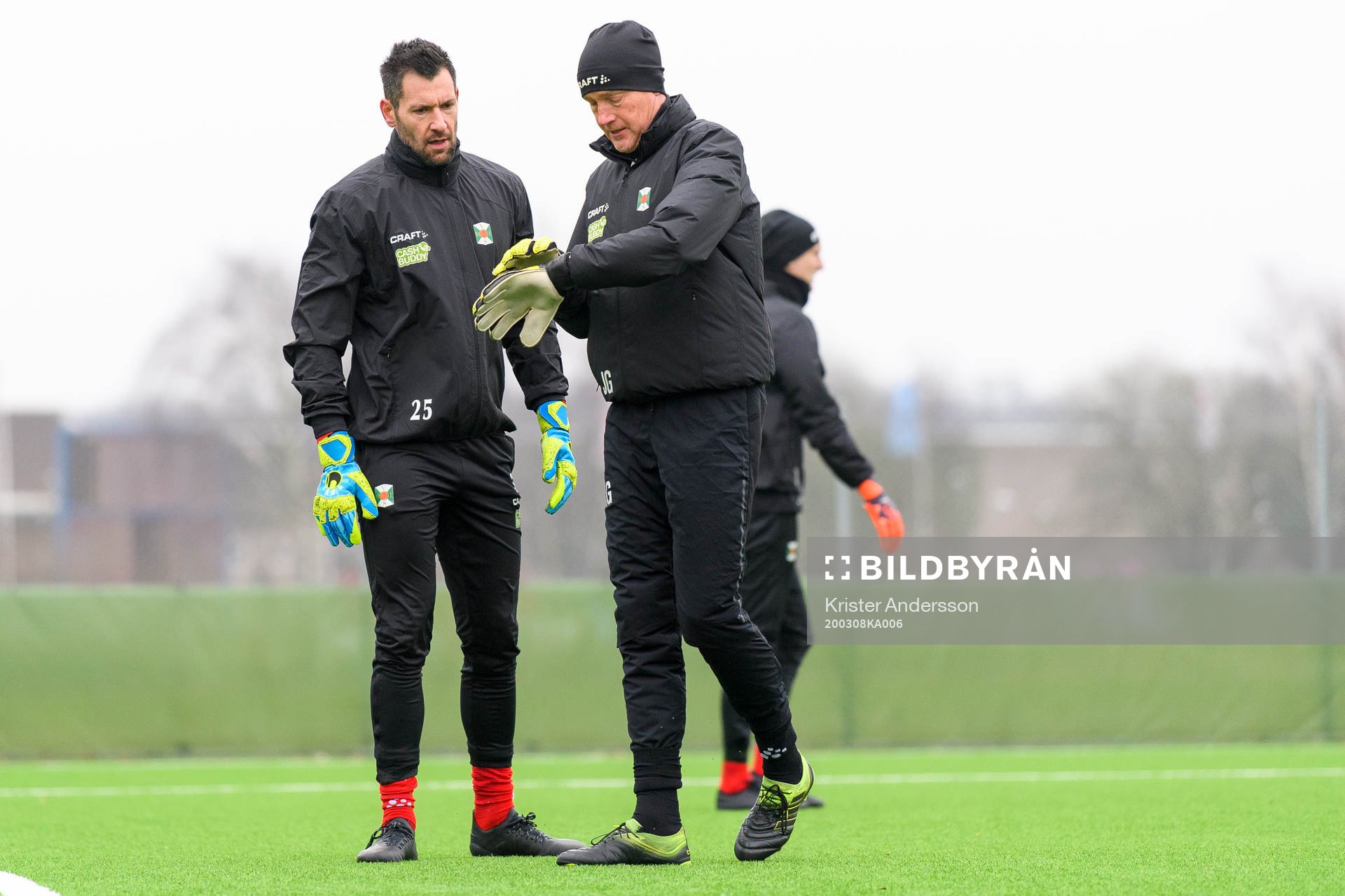 Varbergs målvakt Stojan Lukic och målvaktstränare Jonas