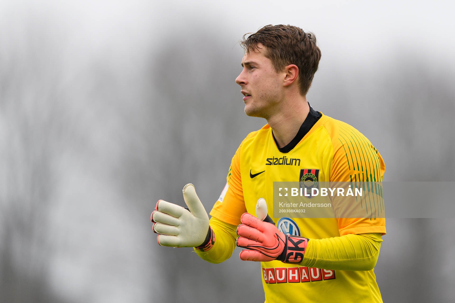 Brommapojkarnas målvakt Jonas Olsson