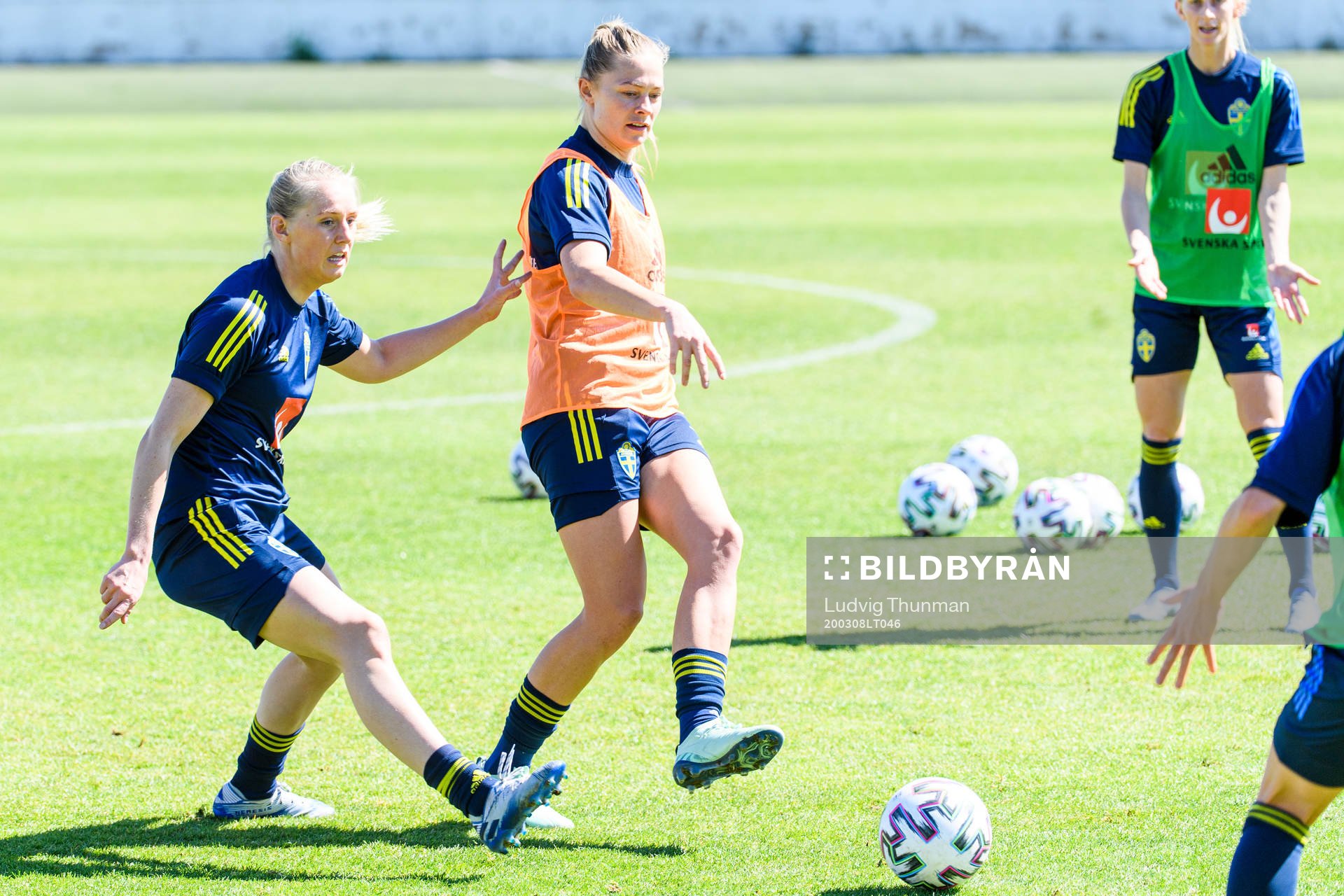Stina Blackstenius and Fridolina Rolfö