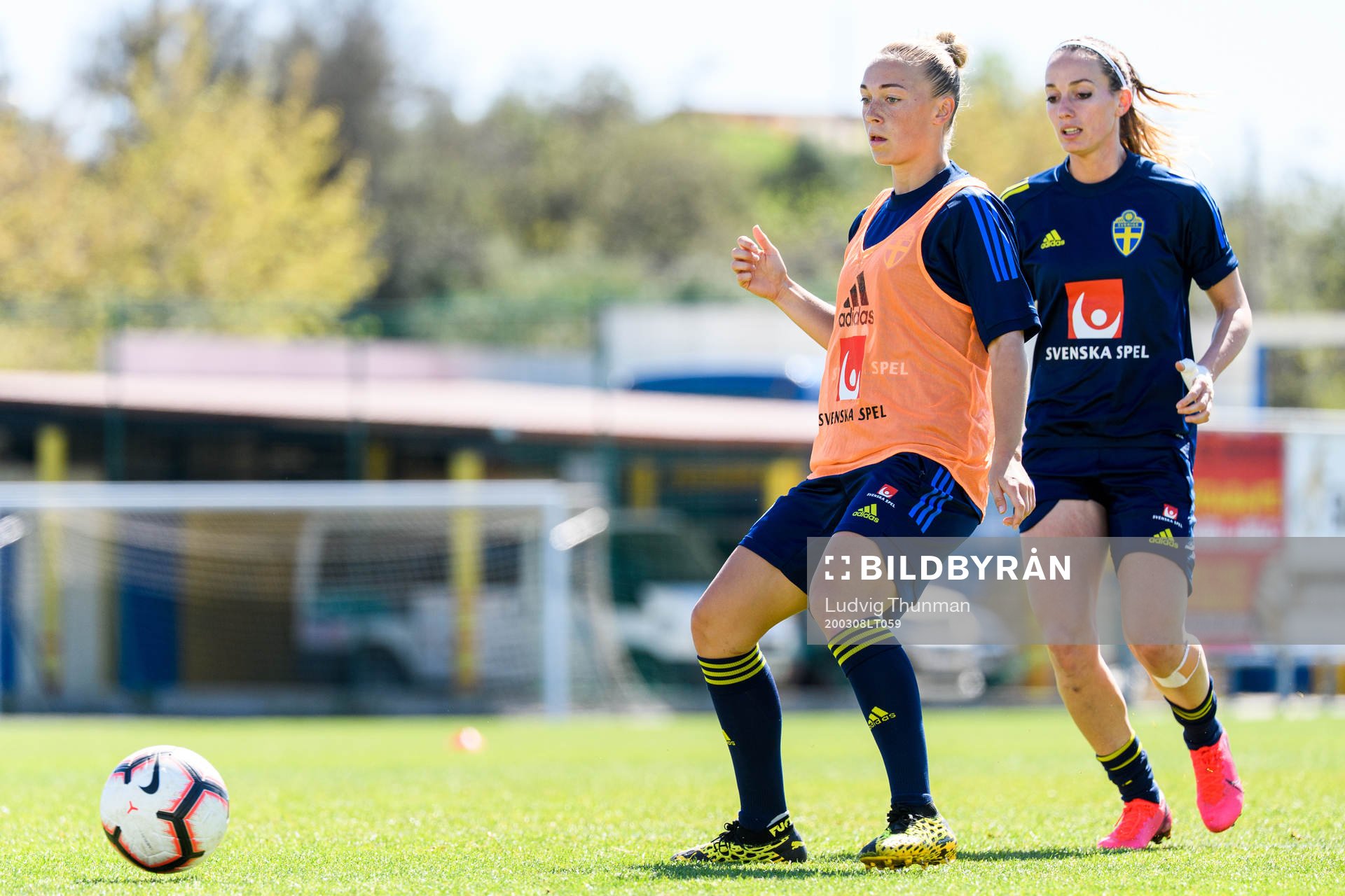 Hanna Bennison and Kosovare Asllani