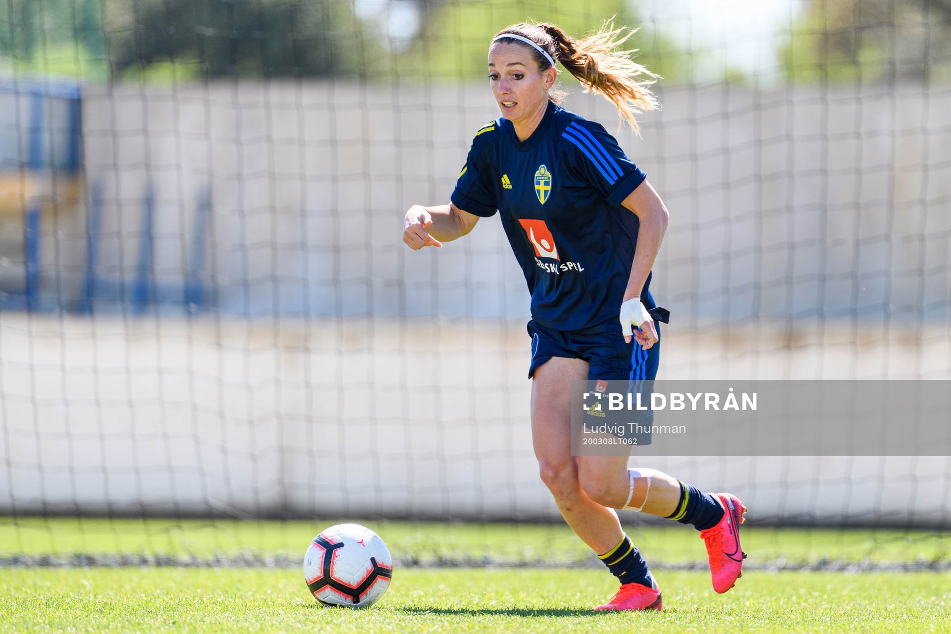 Kosovare Asllani