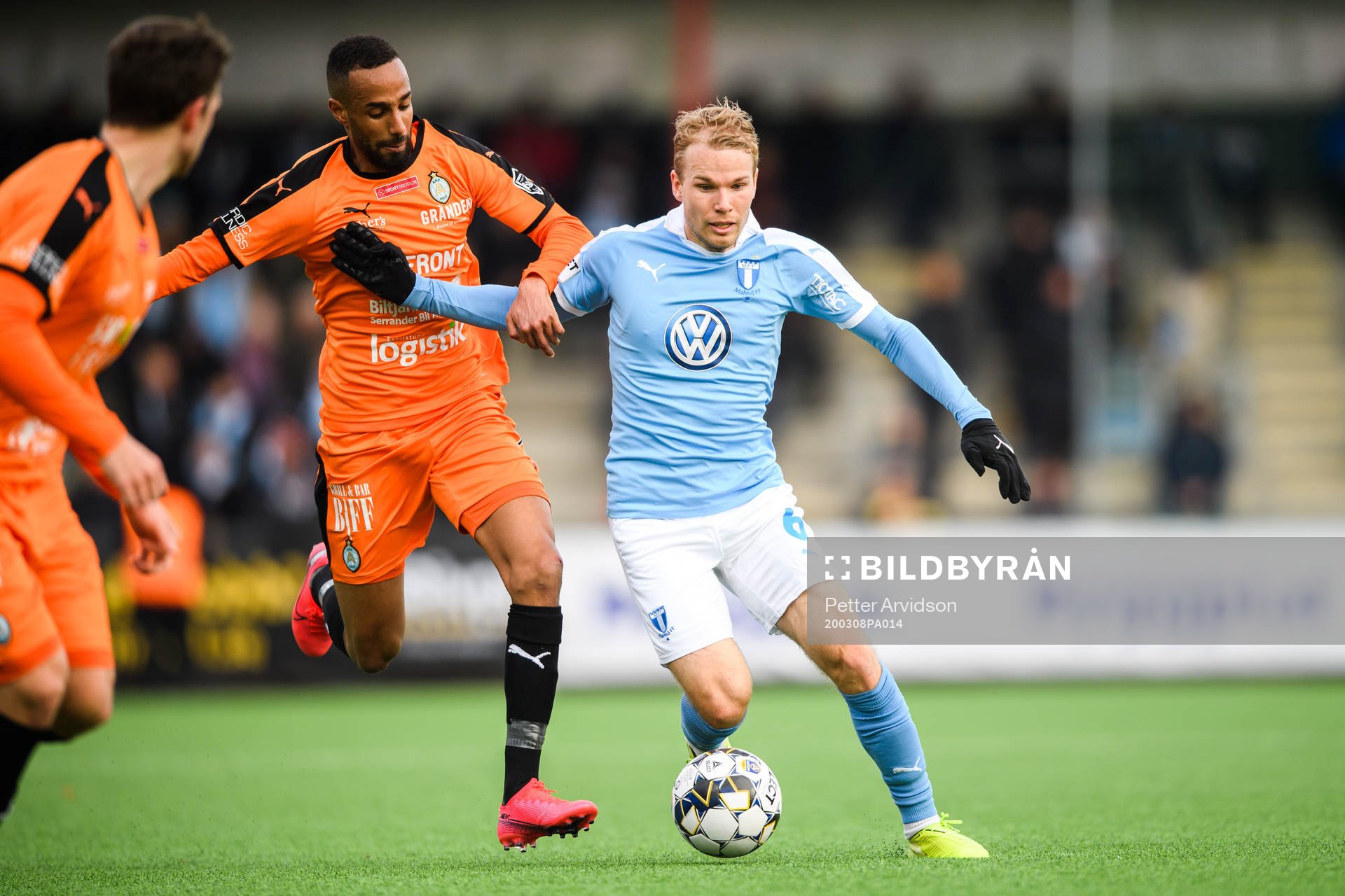 AFC Eskilstunas Ferid Ali och Malmö FFs Oscar Lewicki