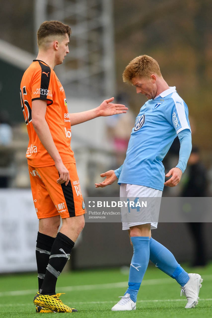 AFC Eskilstunas Adnan Catic och Malmö FFs Anders