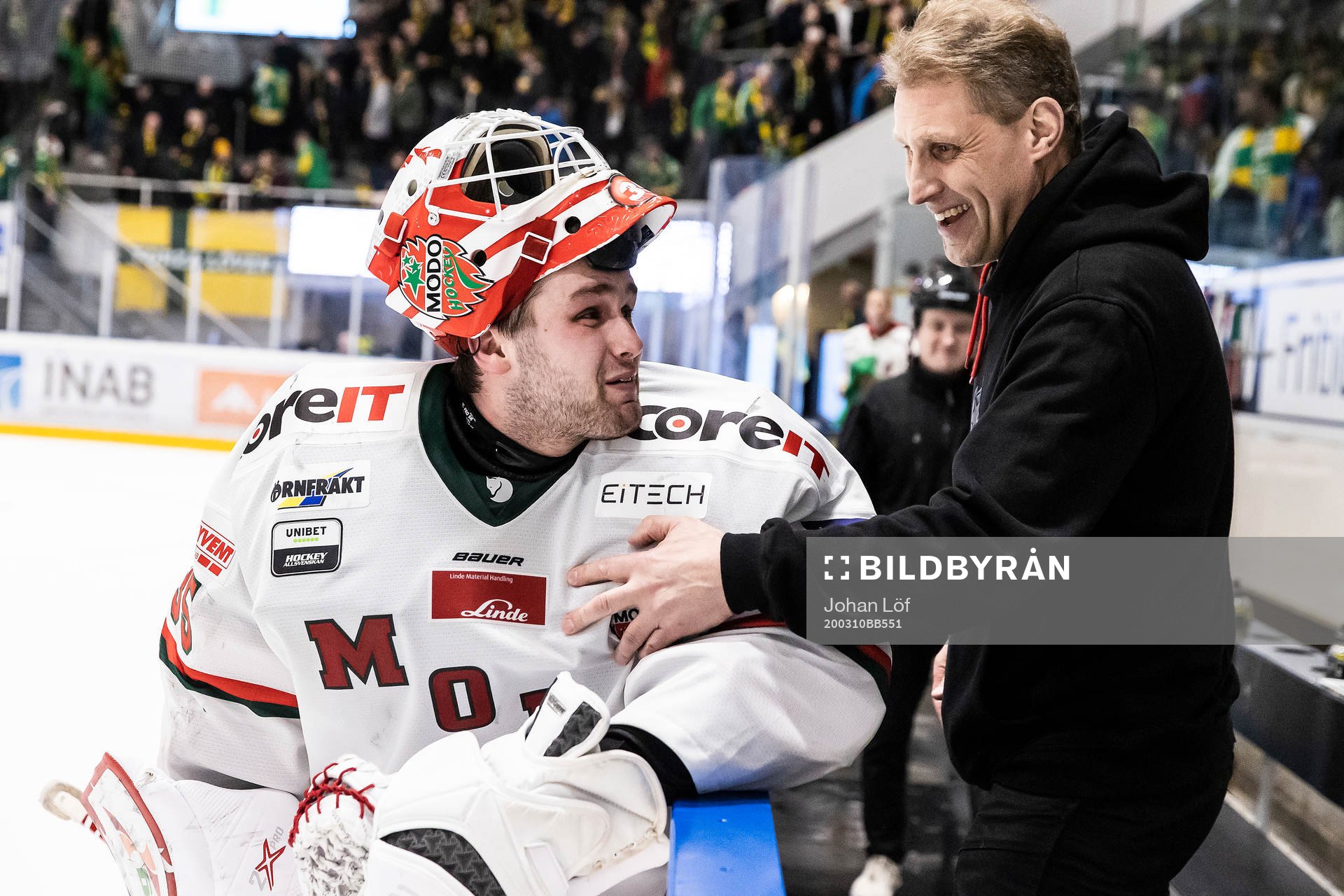 Modos målvakt Patrik Bartosak