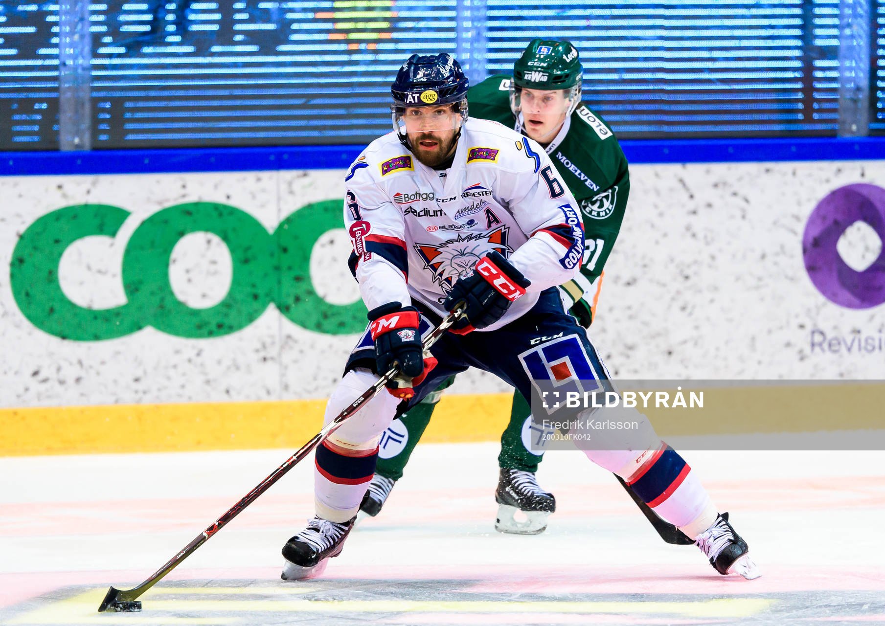 Linköpings Jonas Holös och Färjestads Carl Jakobsson