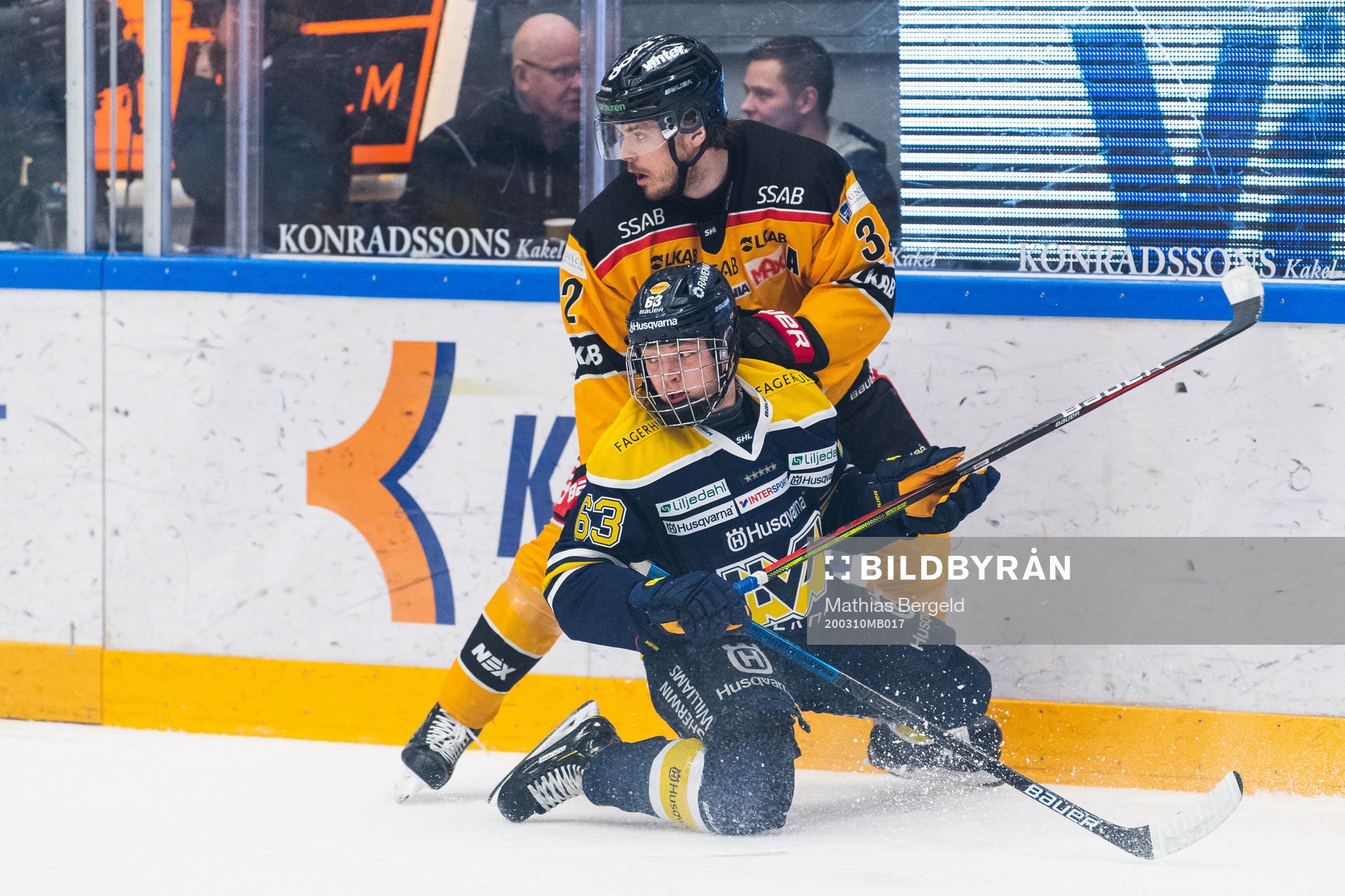 s Zion Nybeck i kamp om pucken