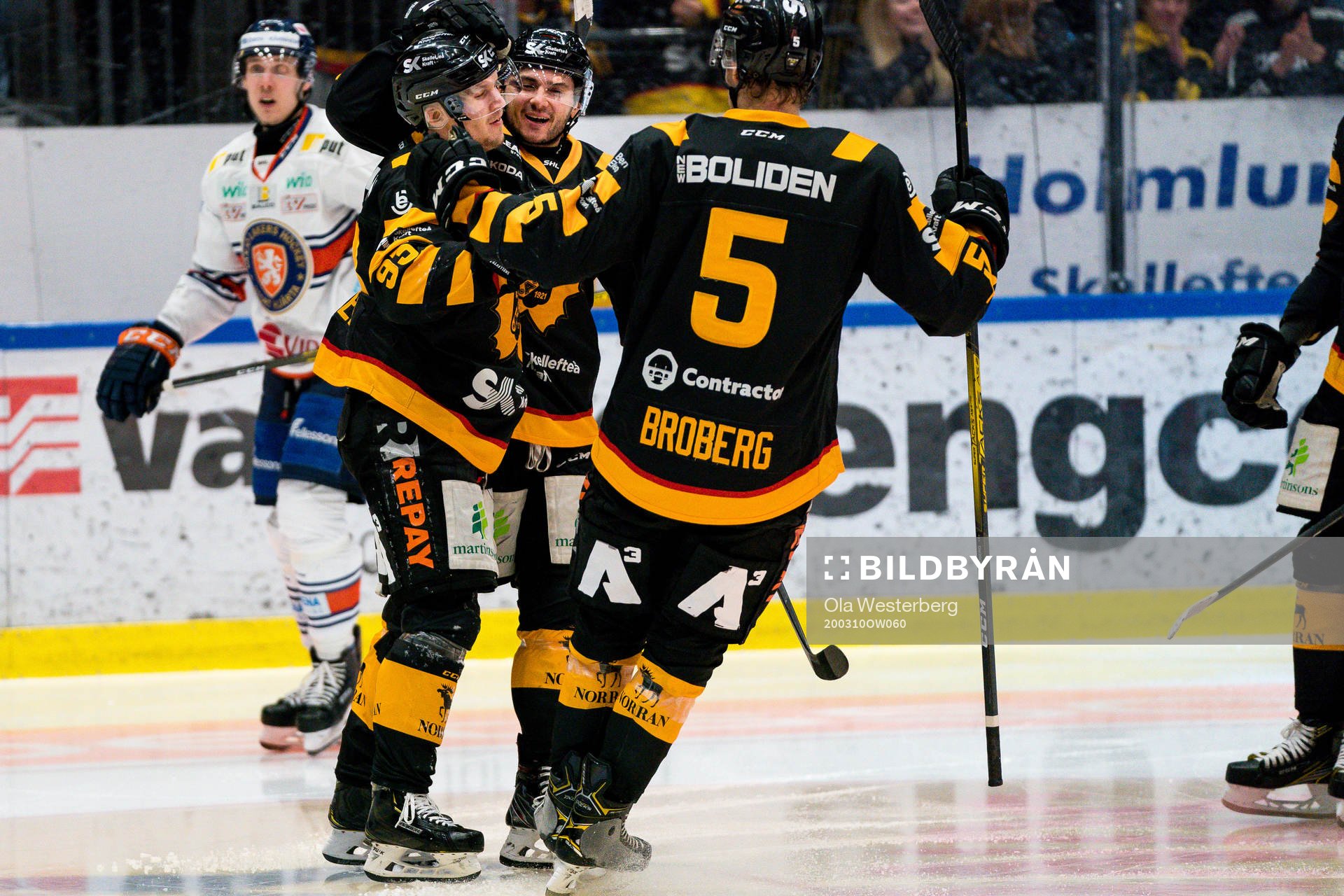Skellefteås Toni Kallela, Darren Nowick och Philip Broberg