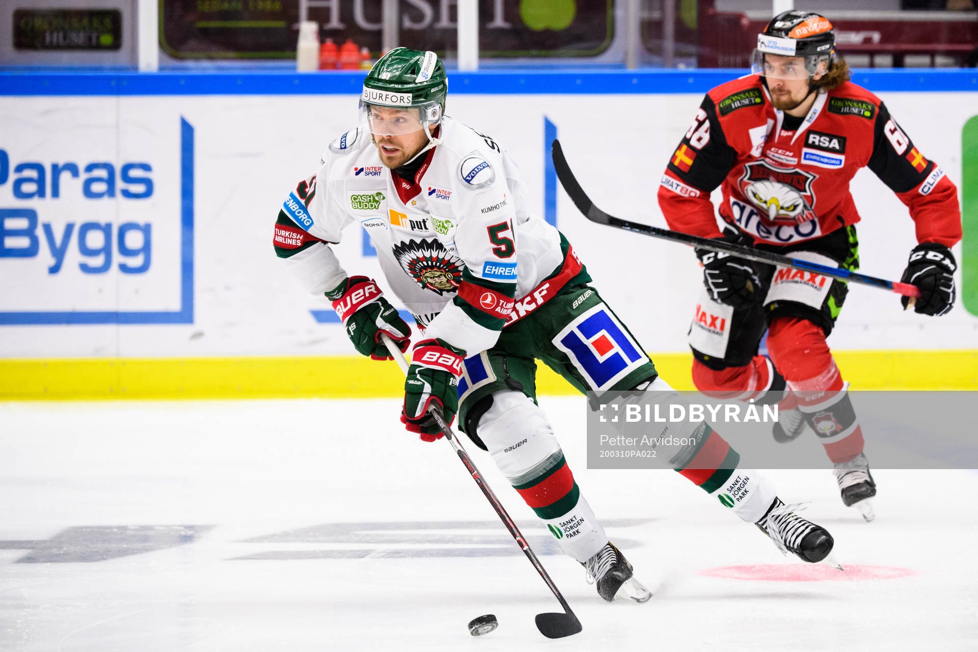 Frölundas Mats Rosseli Olsen och Malmö Redhawks Adam