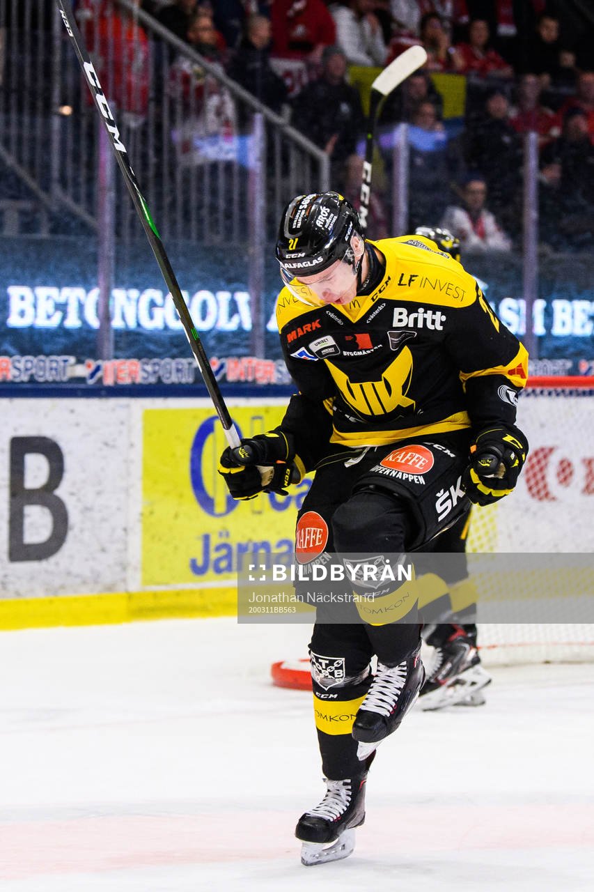 Västerås Sebastian Benker jublar