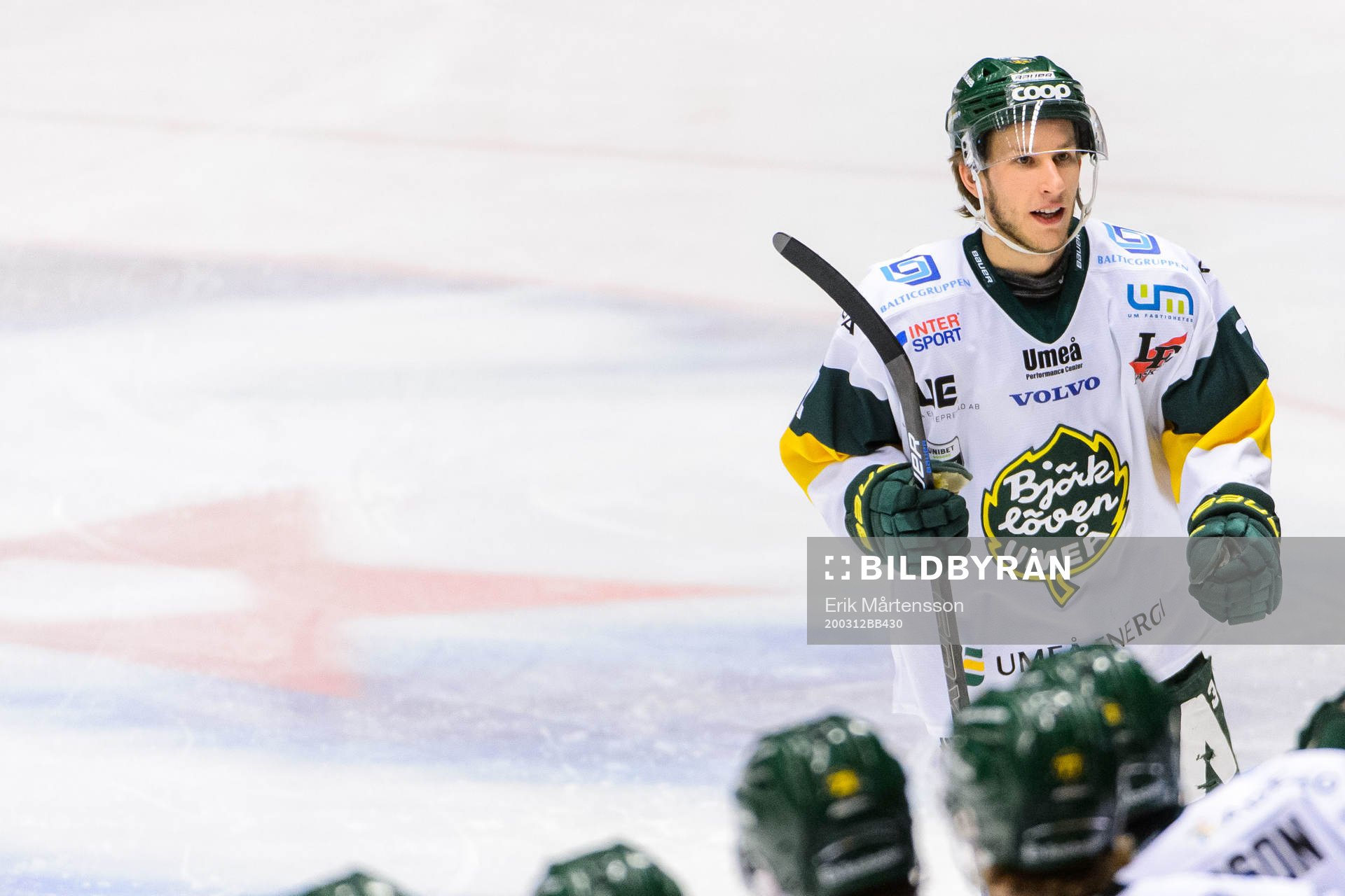 Björklövens Fredric Weigel jublar