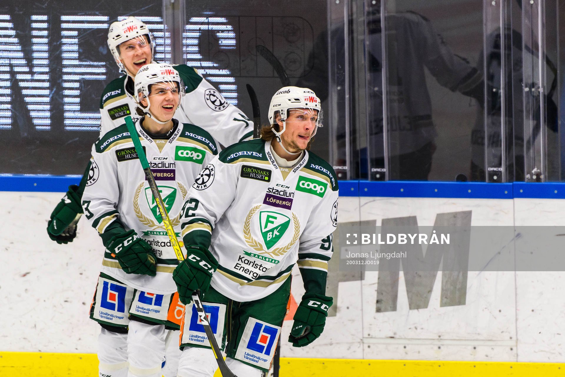 Färjestads Jesper Olofsson jublar