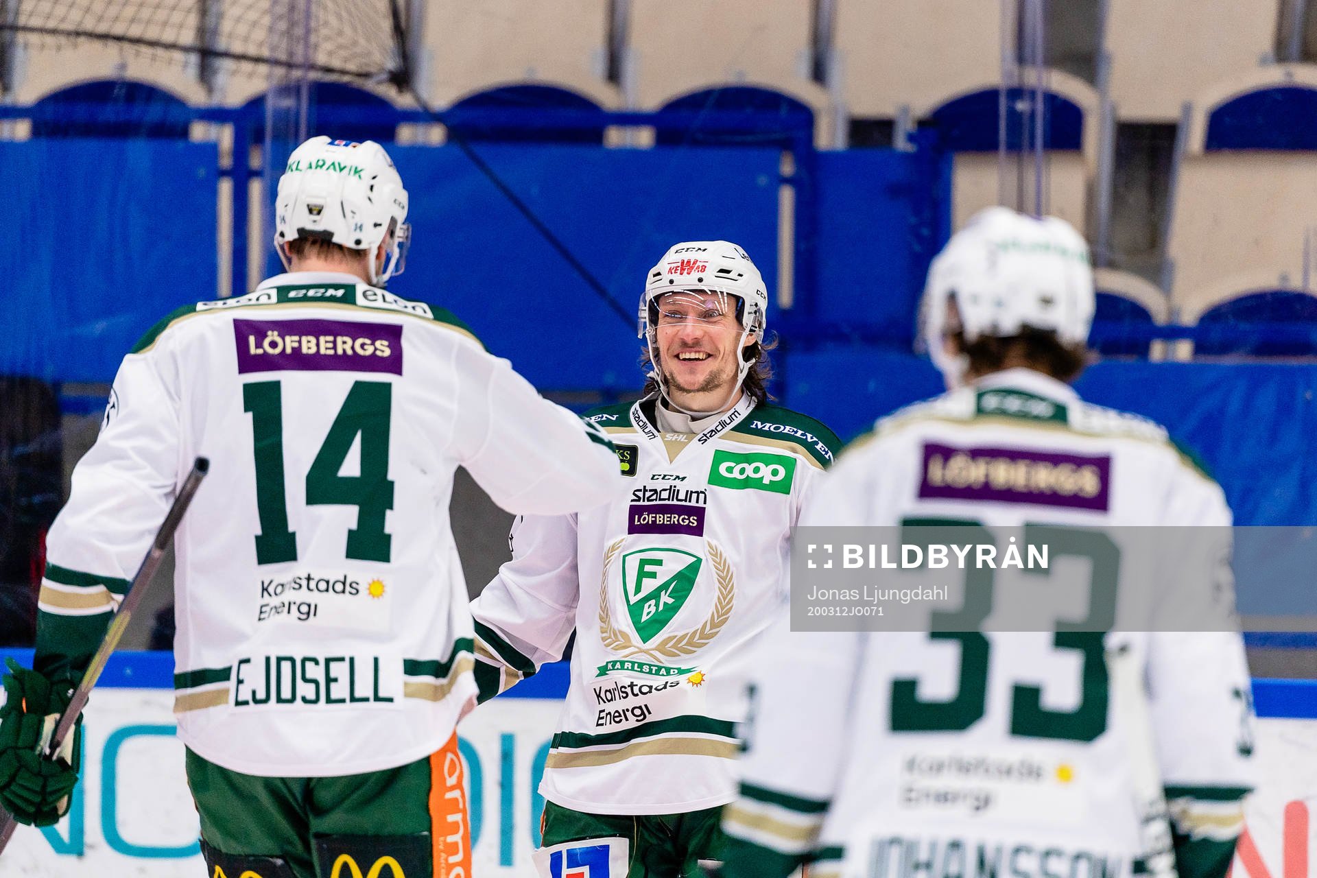 Färjestads Jesper Olofsson jublar