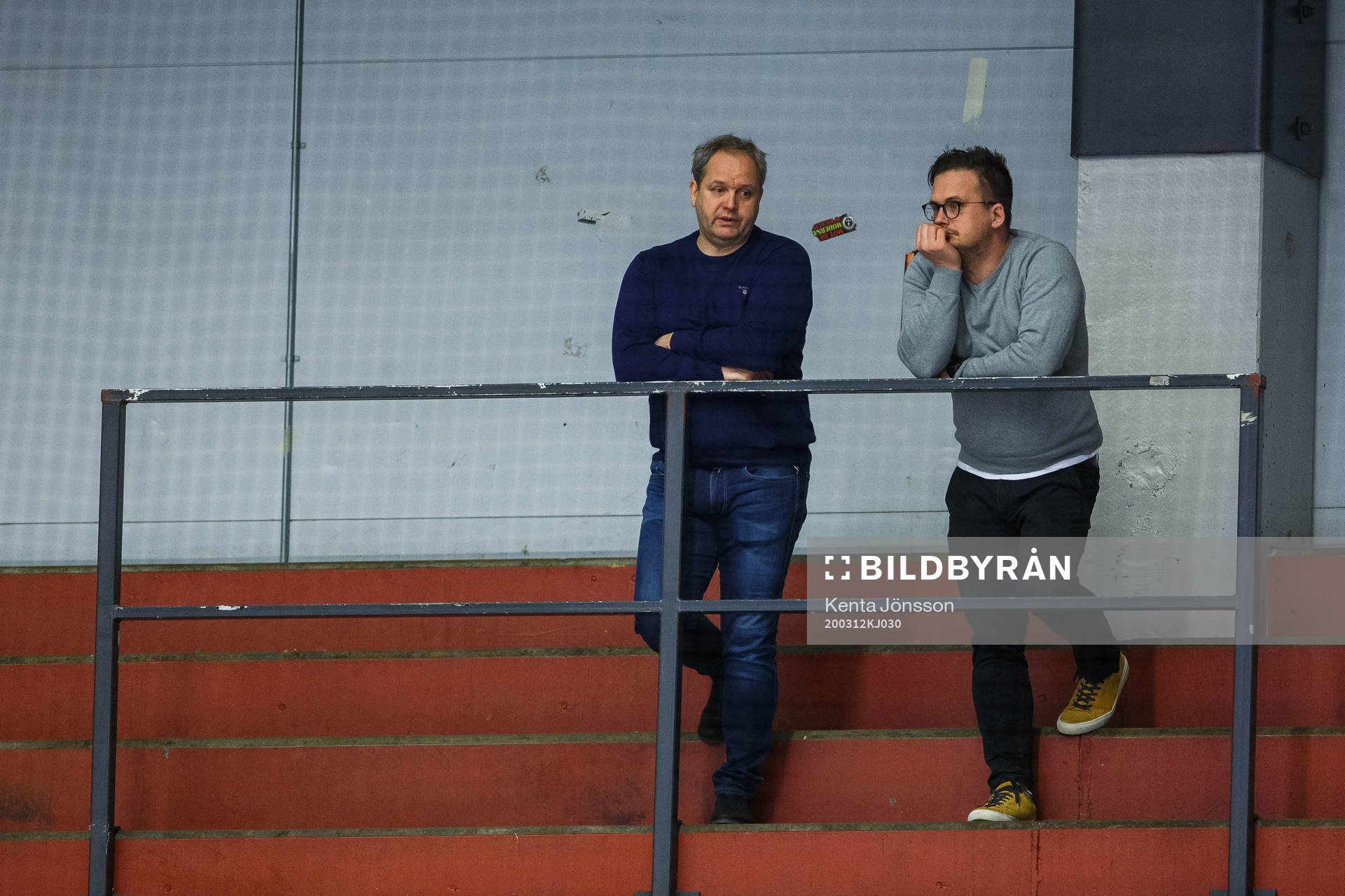 Brynäs sportchef Michael Sundlöv på läktaren