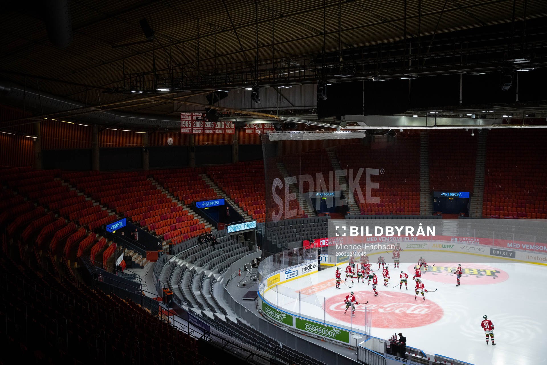 Frölunda samlade innan ishockeymatchen i SHL mellan