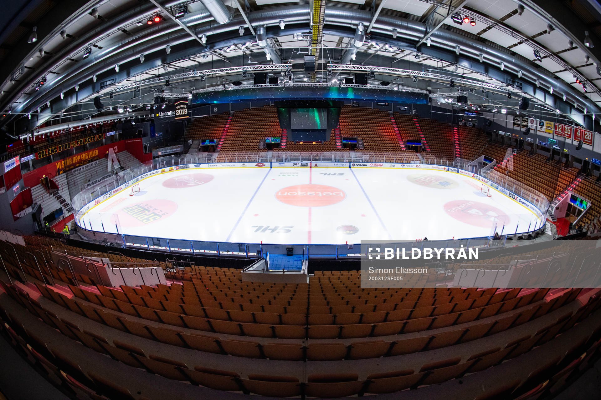 Coop Norrbotten Arena interiör med tomma läktare