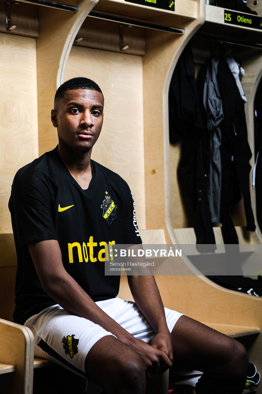 s nyförvärv Paulos Abraham