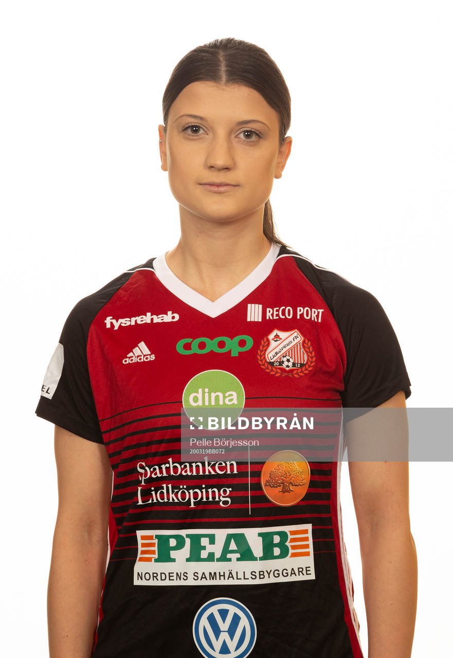 Lidköpings Anna Larsson poserar för ett porträtt den 19 mars 2020 i Lidköping.