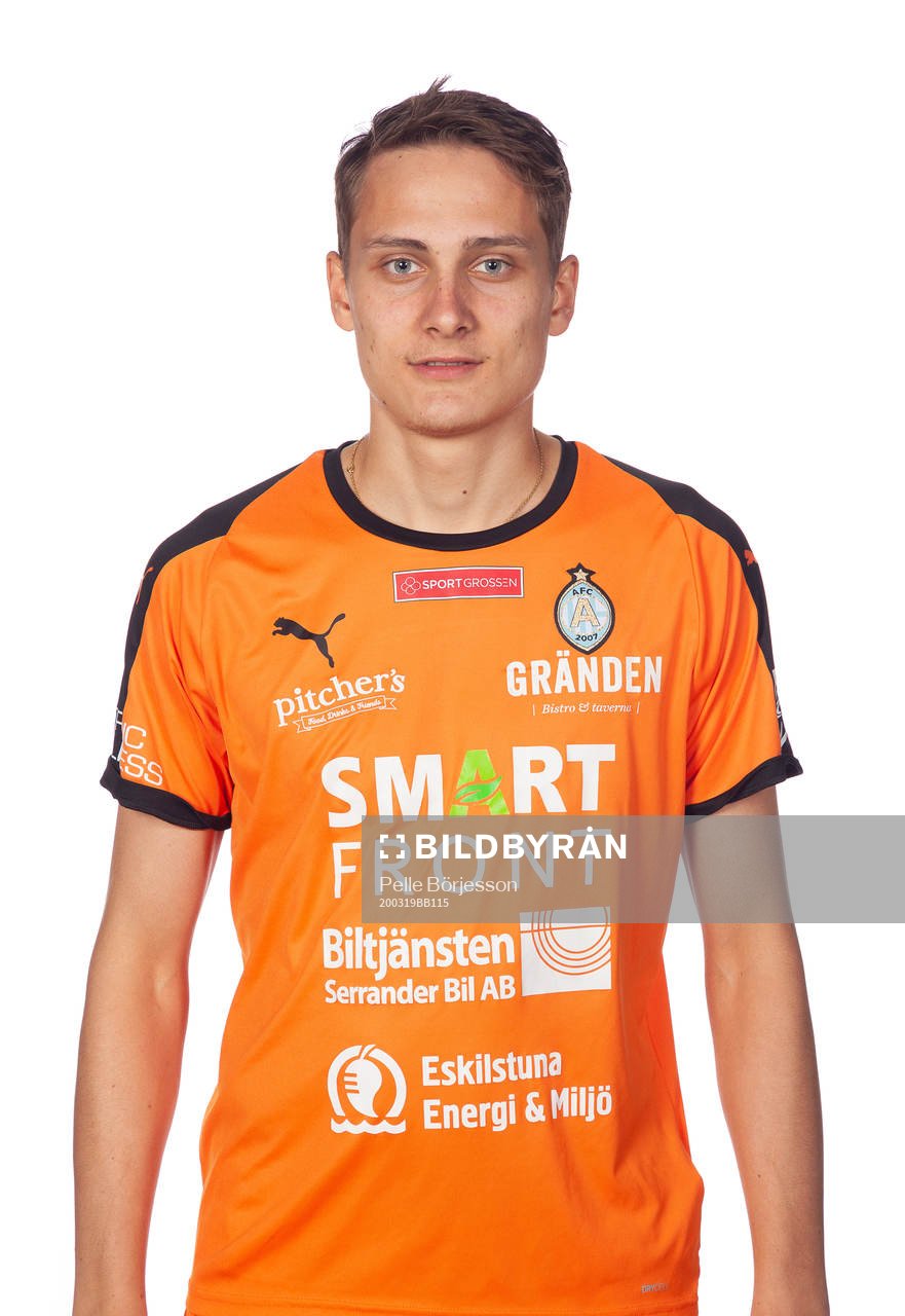 s Pontus Rödin
