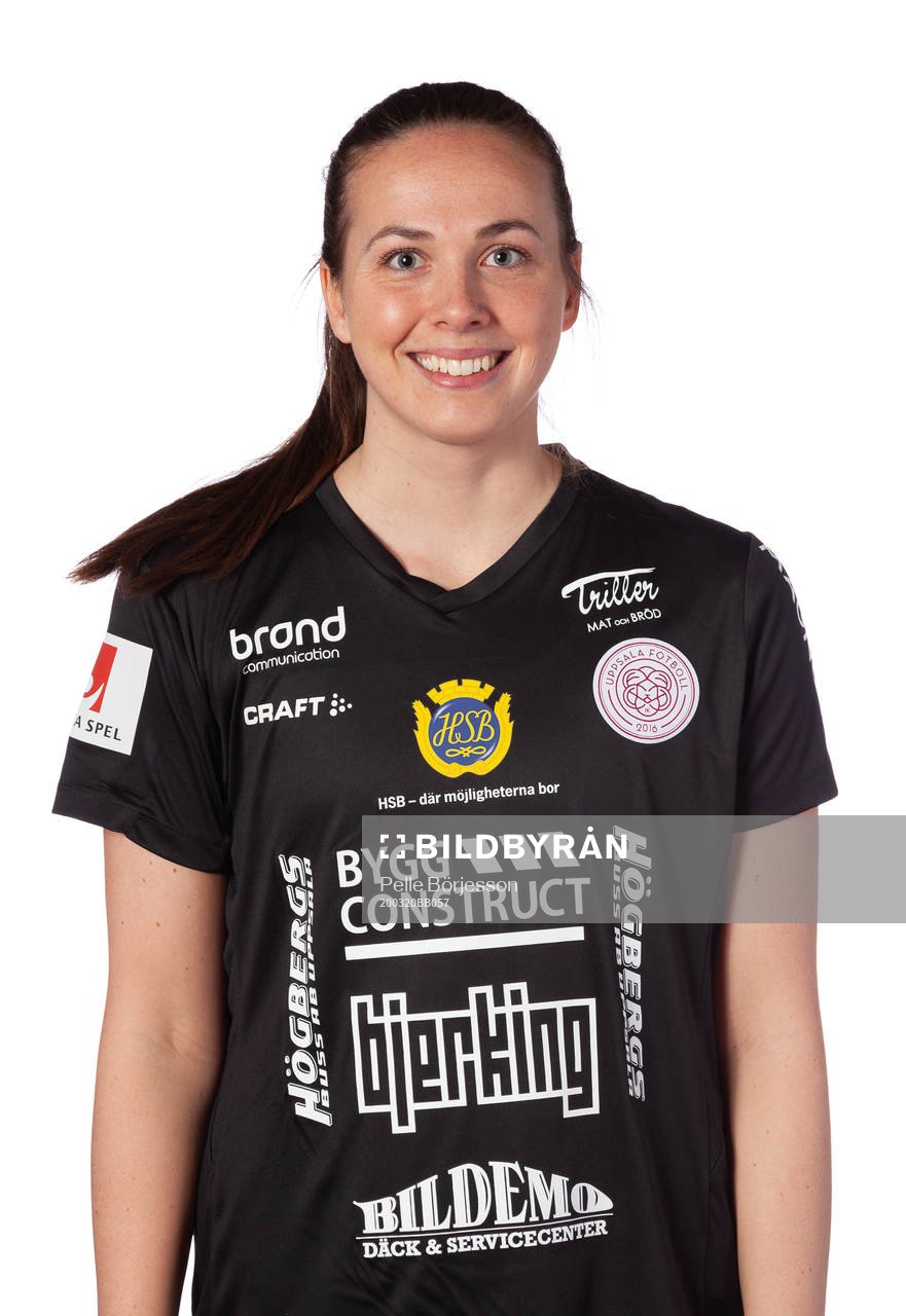 Uppsalas målvakt Lina Lundqvist poserar för ett porträtt den 20 mars 2020 i Uppsala .