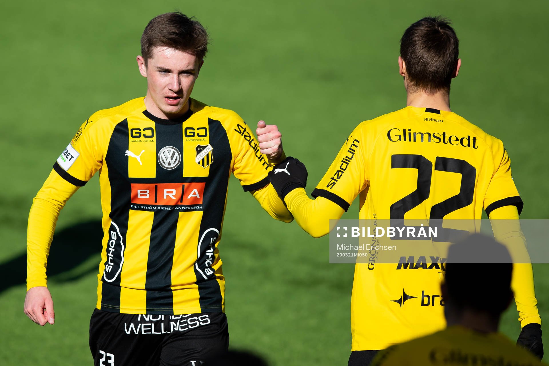 Häckens Patrik Wålemark byter med Tobias Carlsson