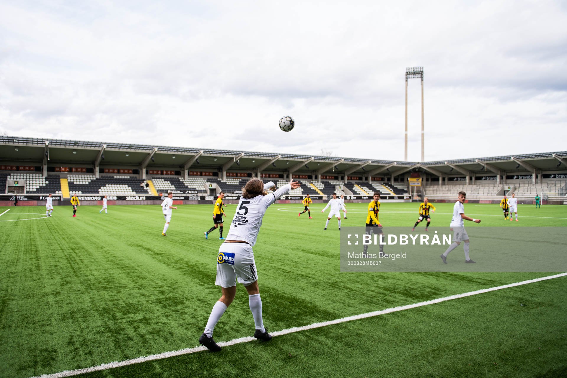 Utsiktens Erik Hedenquist kastar inkast