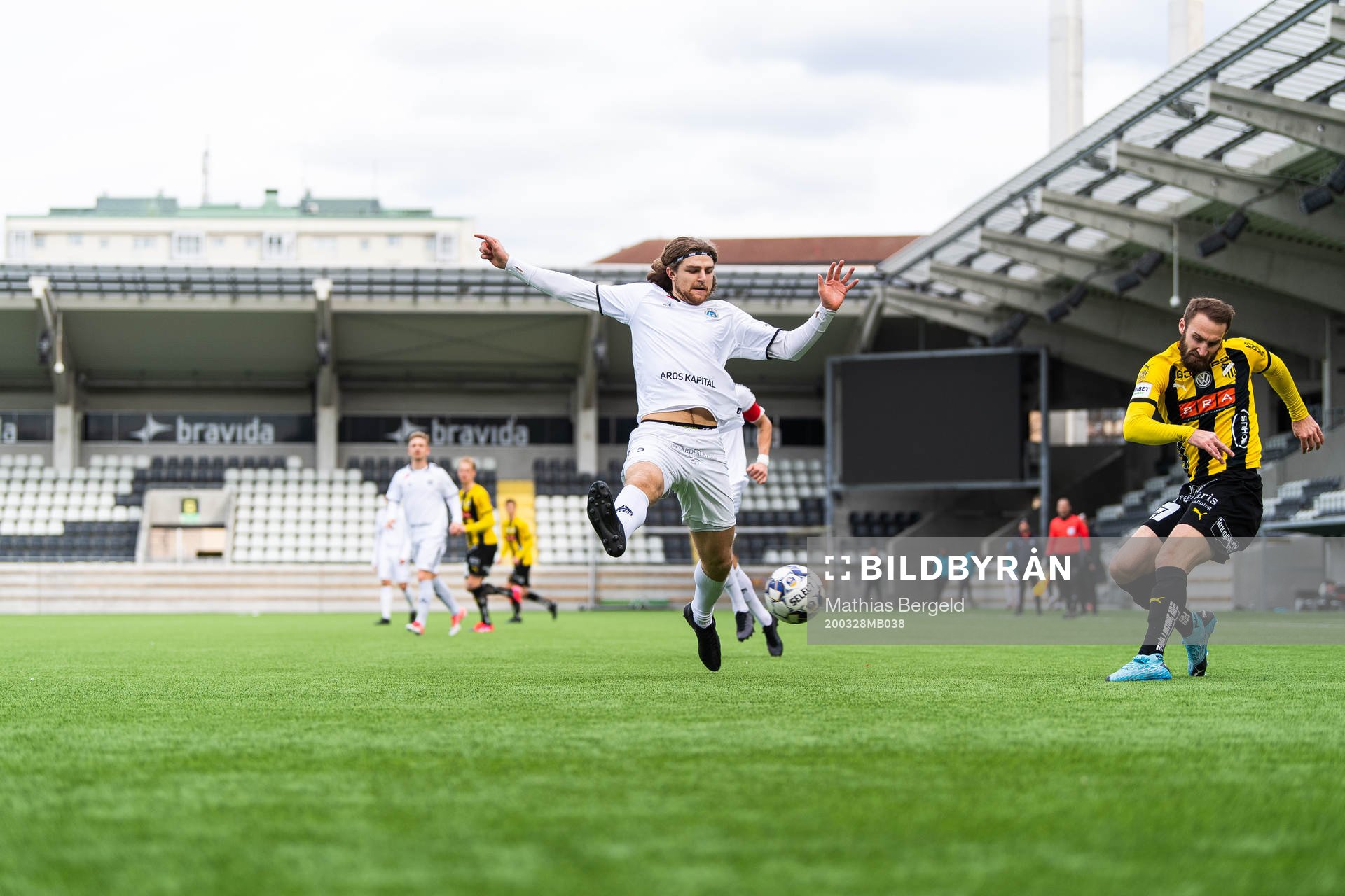 Utsiktens Erik Hedenquist och Häckens Oskar Sverrisson