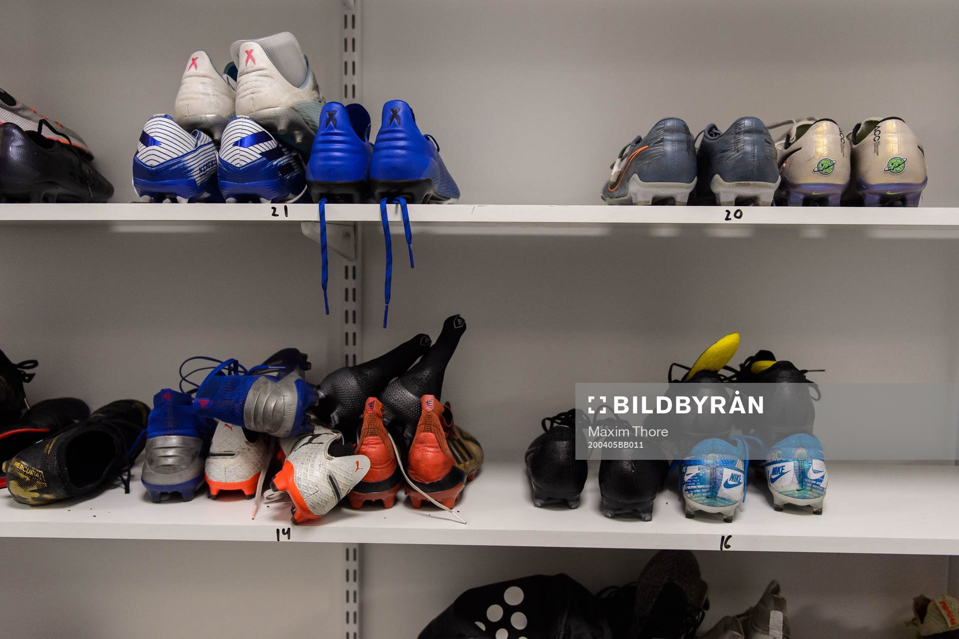 Football shoes