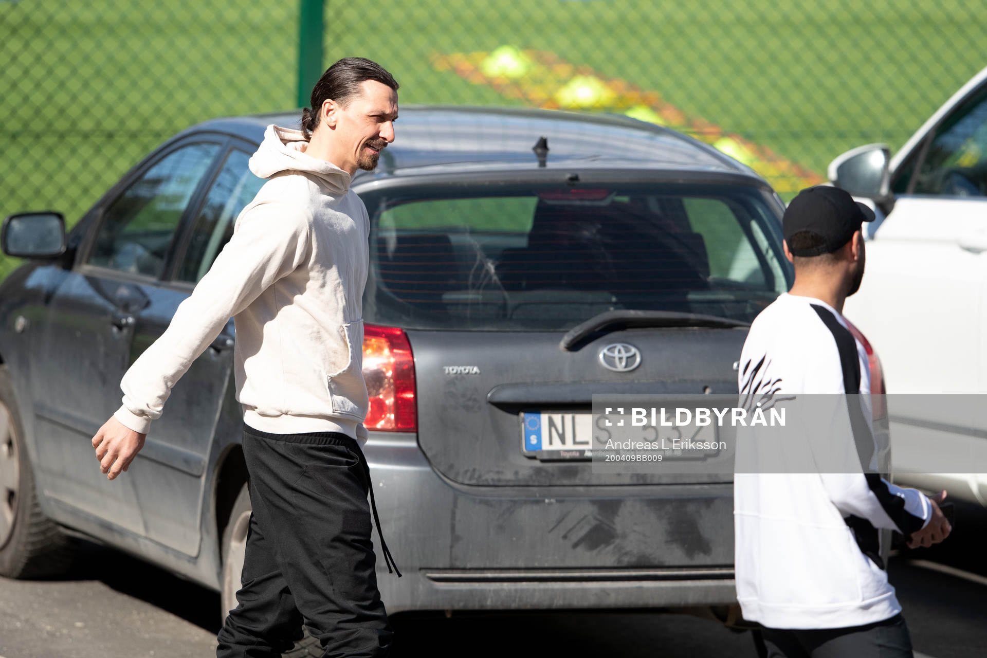 Zlatan Ibrahimovic leaves Hammarbys training facilities