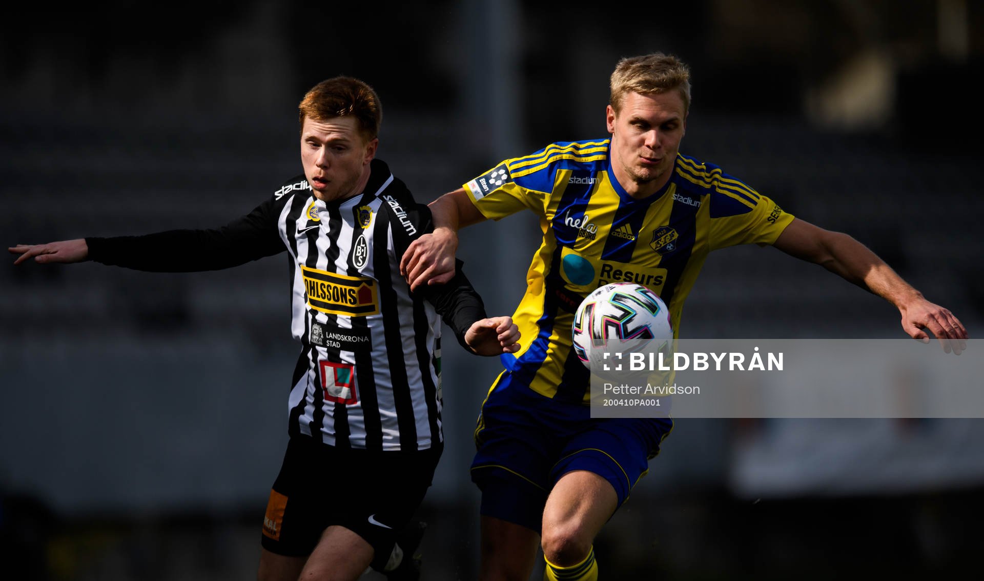 Landskronas Dennis Olofsson och Eskilsminnes Jonatan Persson