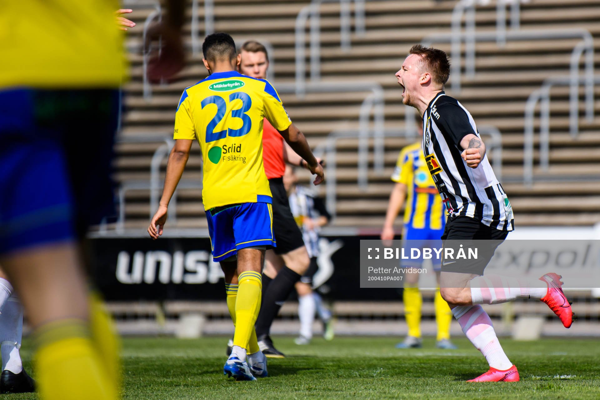 Landskronas Niklas Nielsen jublar