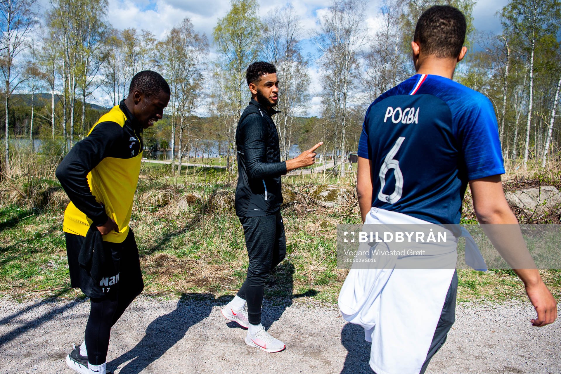 Solomon Owusu of Raufoss and Joshua King of the Norwegian