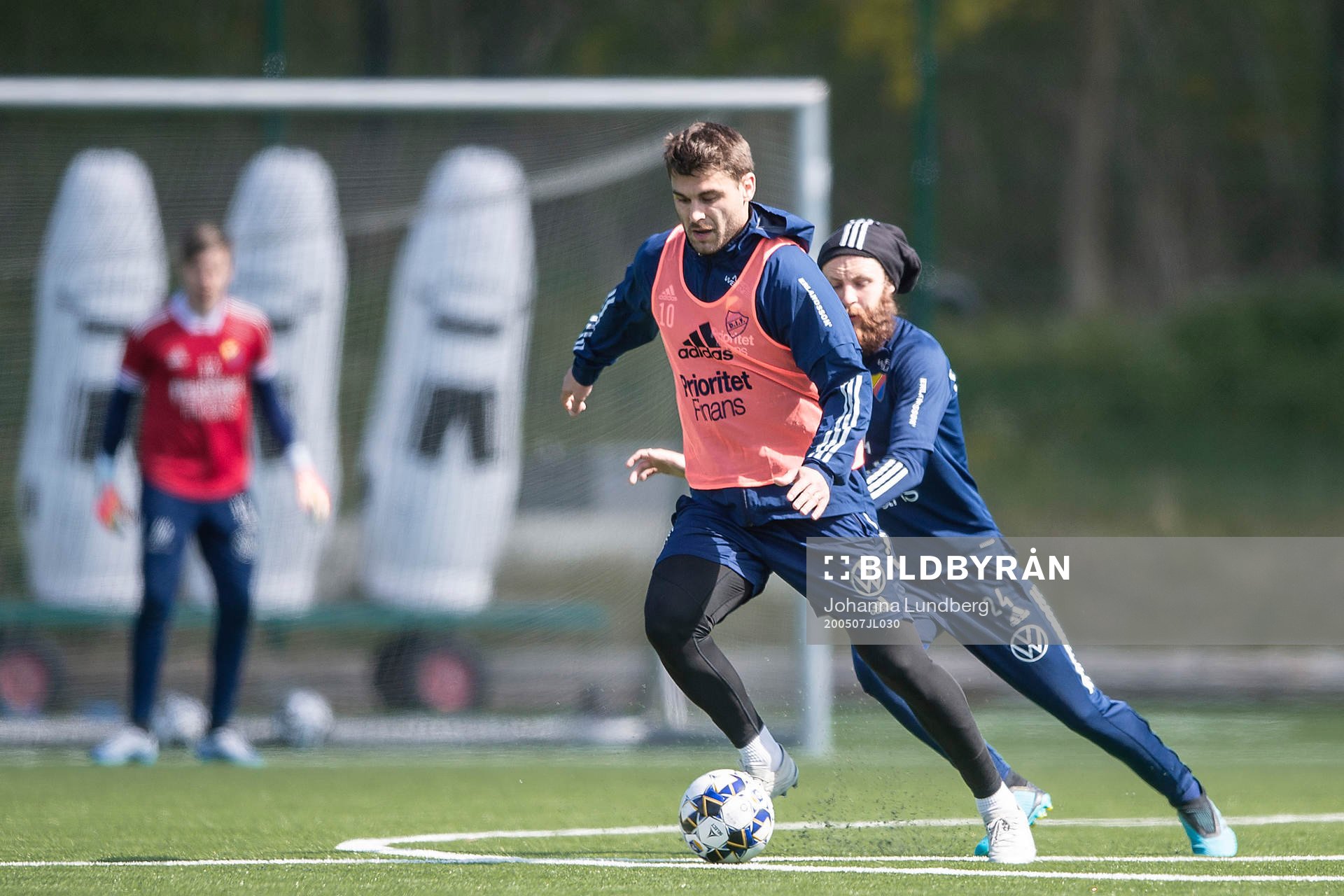 Astrit Ajdarevic och Curtis Edwards