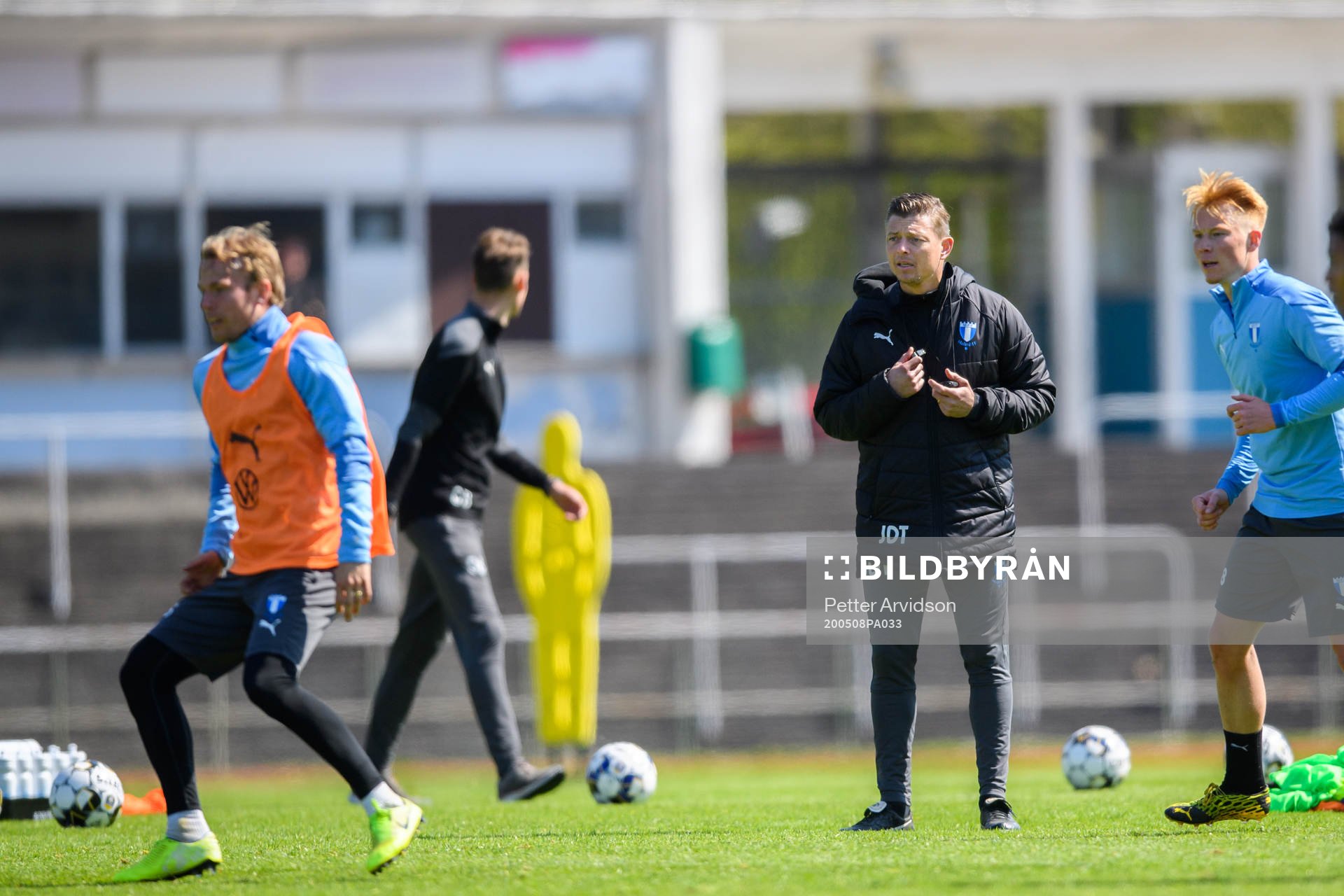 Tränare Jon Dahl Tomasson