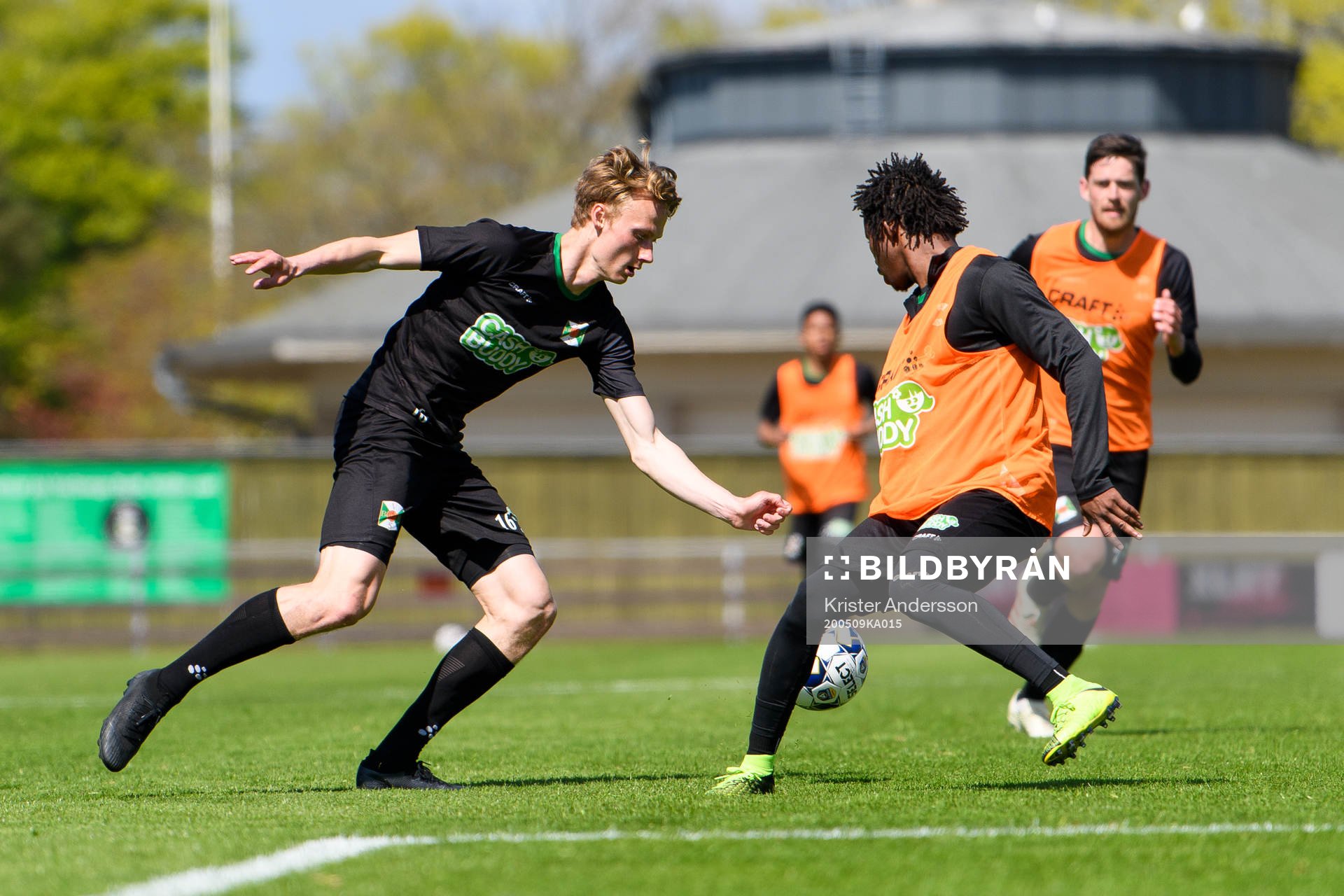Varbergs Alexander Johansson och Varbergs Adama Fofana