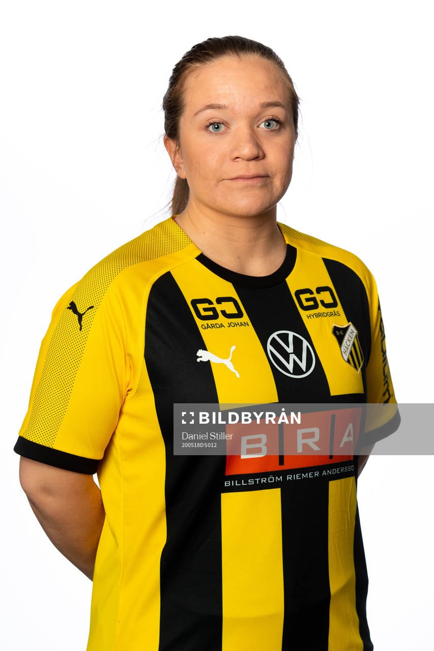 Astrid Hedeås i häckens damlag