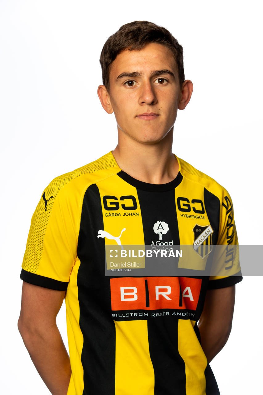 Semir Bosnic, Häcken P17, poserar för ett porträtt den 18 maj 2020 i Göteborg.