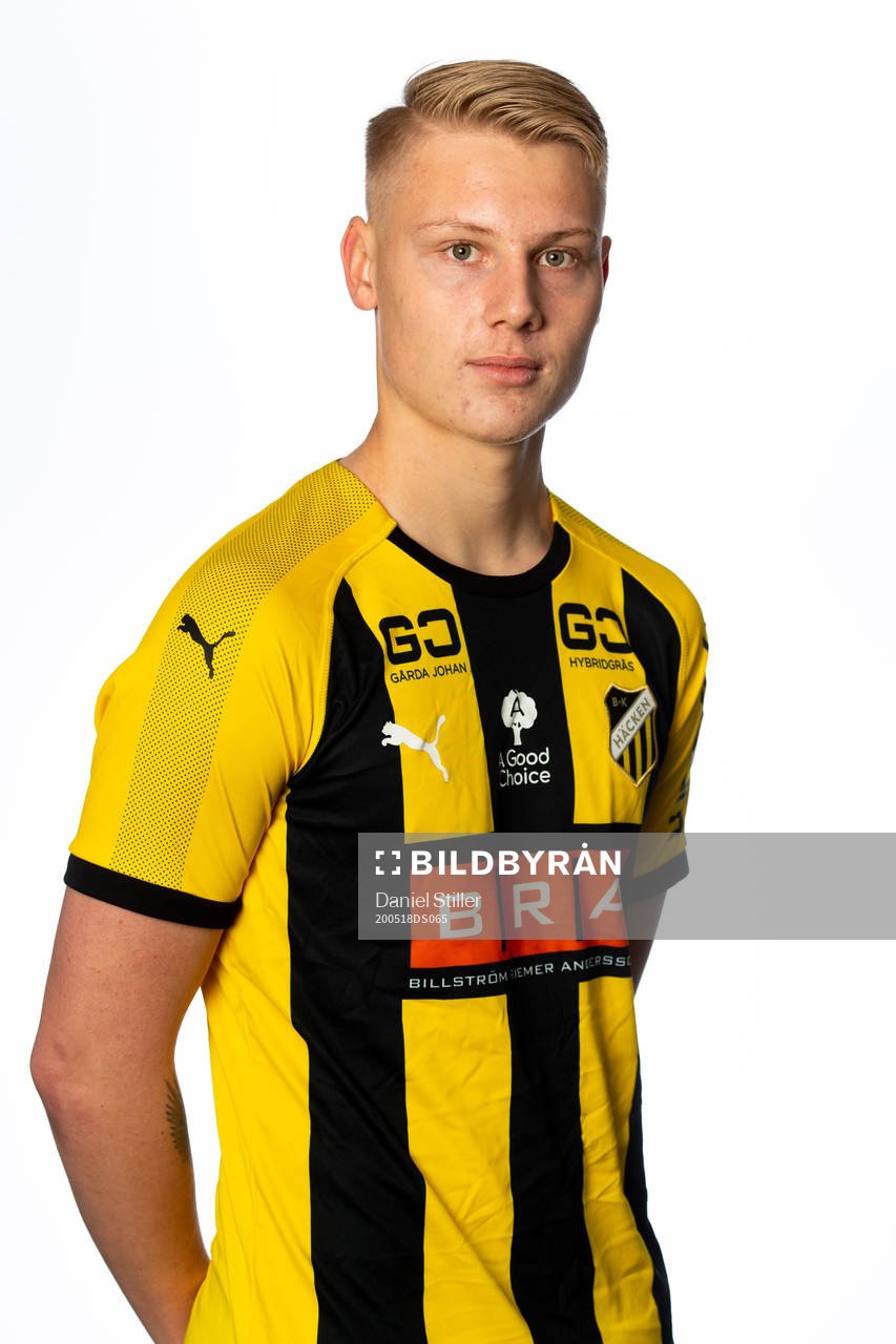 Albin Gashi Larsson, Häcken P19