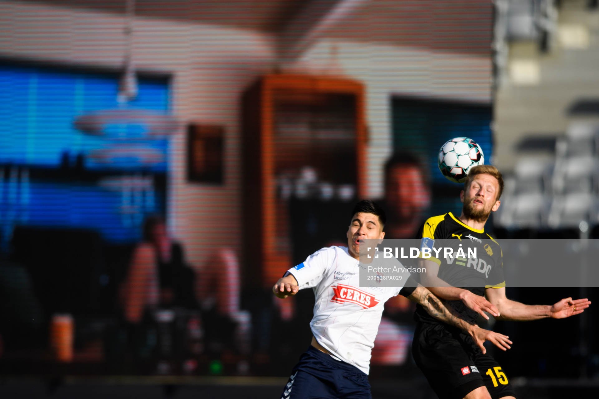 Kevin Diks of Aarhus and Björn Kopplin of Randers in