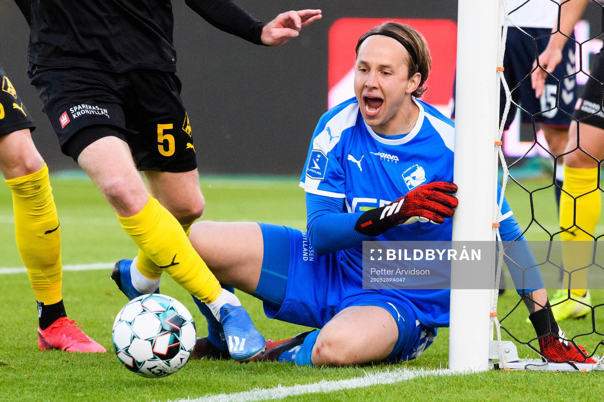 Goalkeeper Patrik Carlgren of Randers