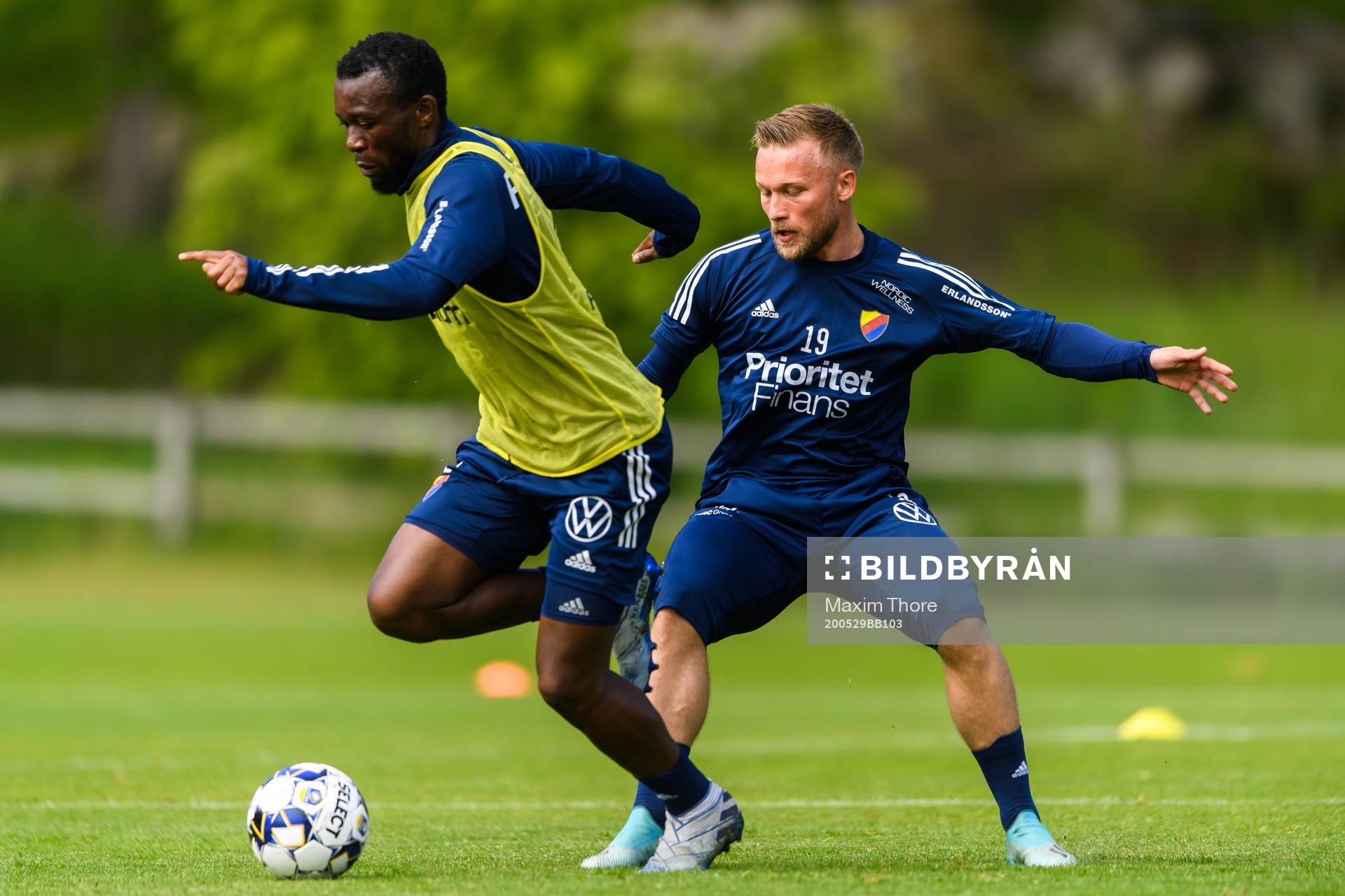 Emmanuel Banda och Nicklas Bärkroth
