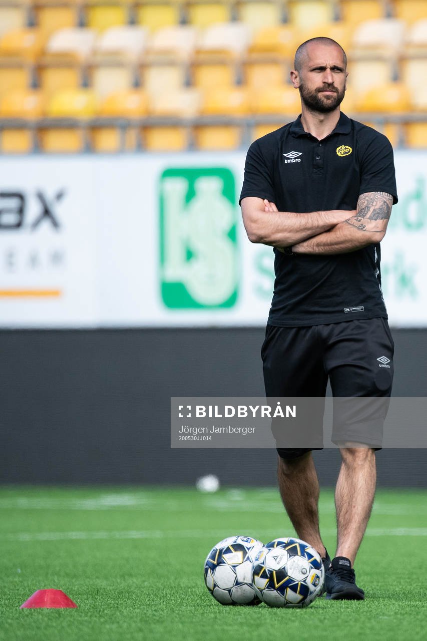 assisterande tränare Emir Bajrami