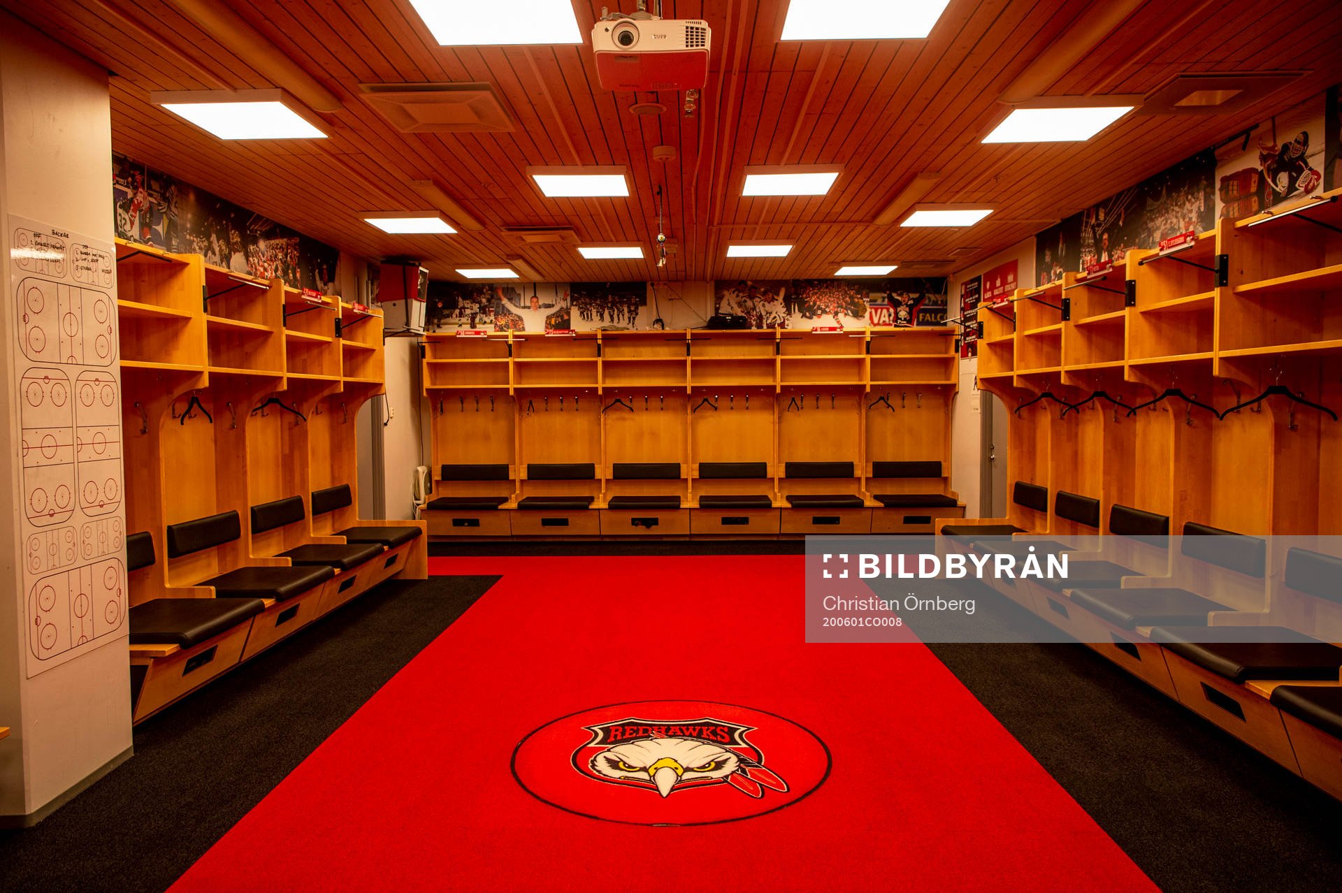 Eftermatch belysning. Malmö Redhawks har installerat ny