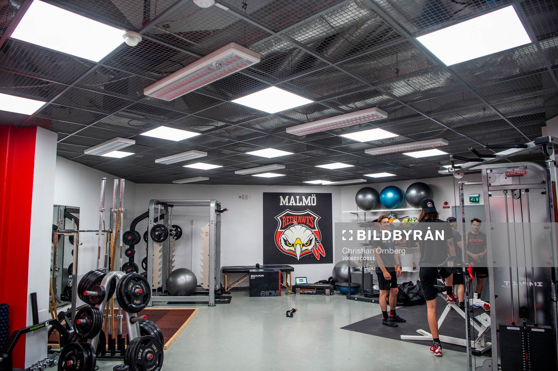 Malmö Redhawks har installerat ny belysning i