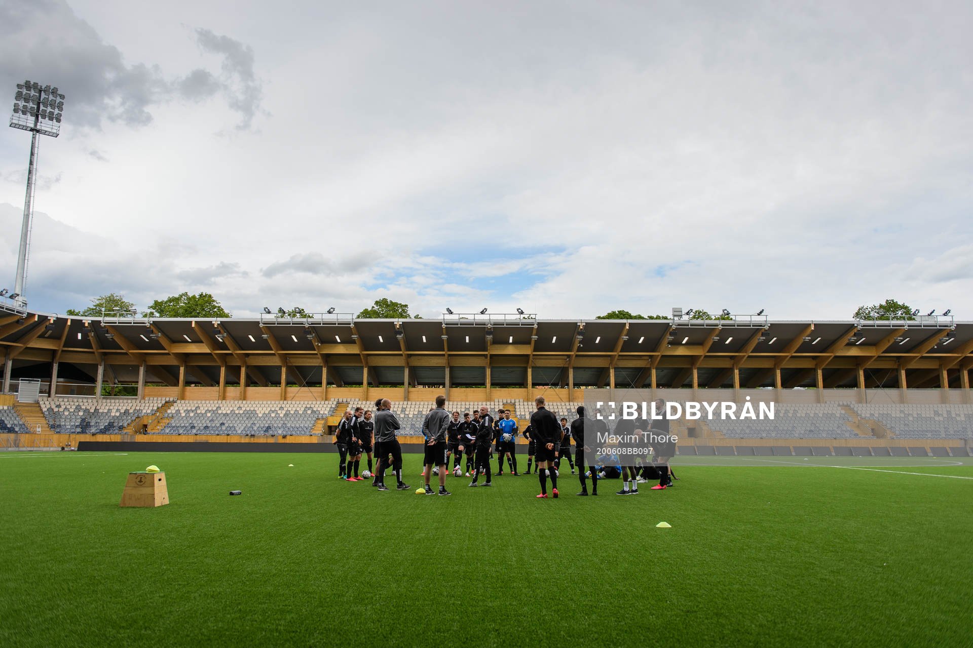 Spelarna samlas