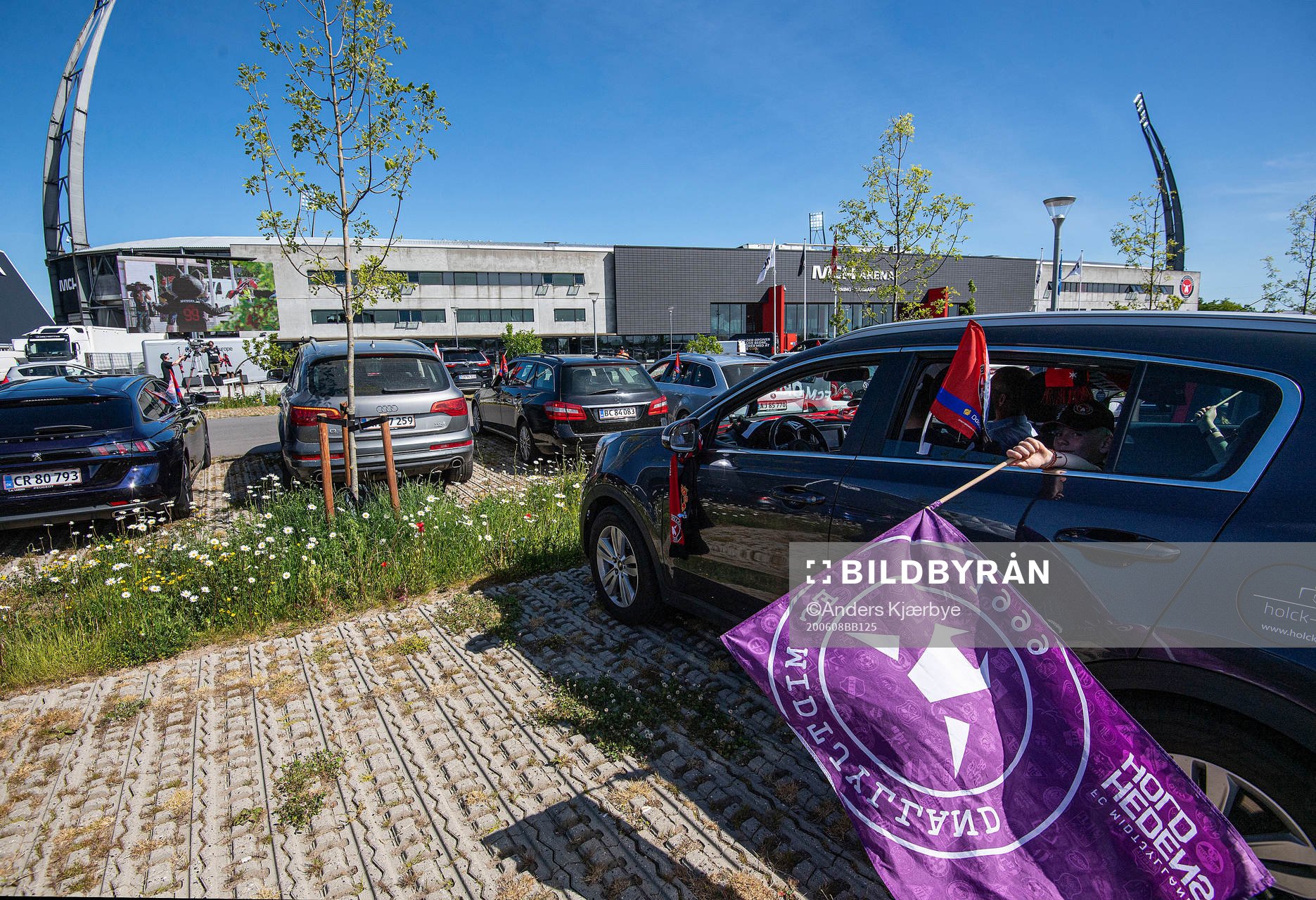 [DK=20200601: Fans af FC Midtjylland til Drive-In-kamp på