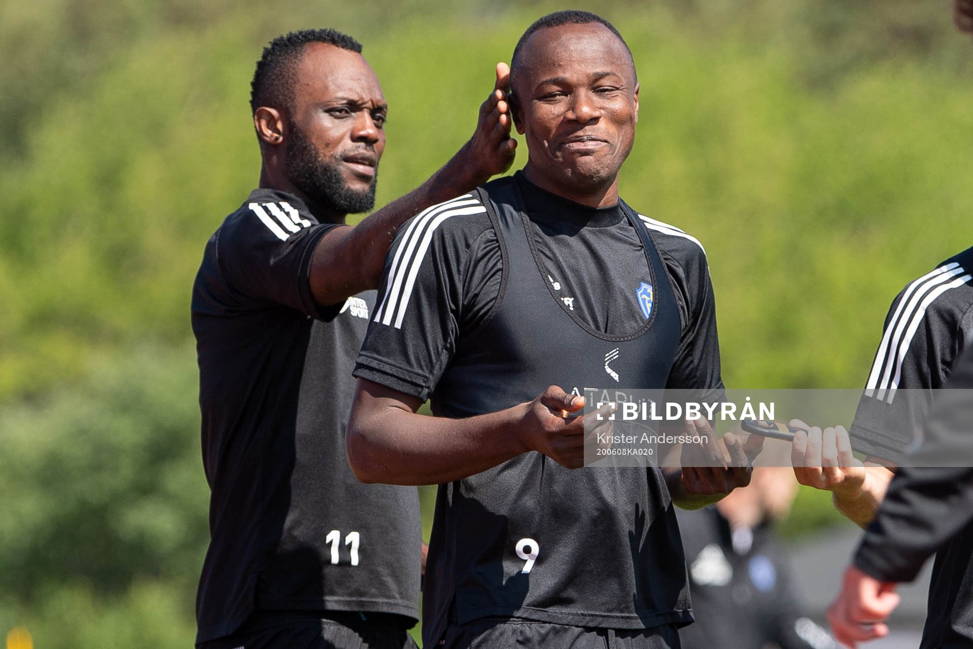 John Chibuike och Nsima Peter